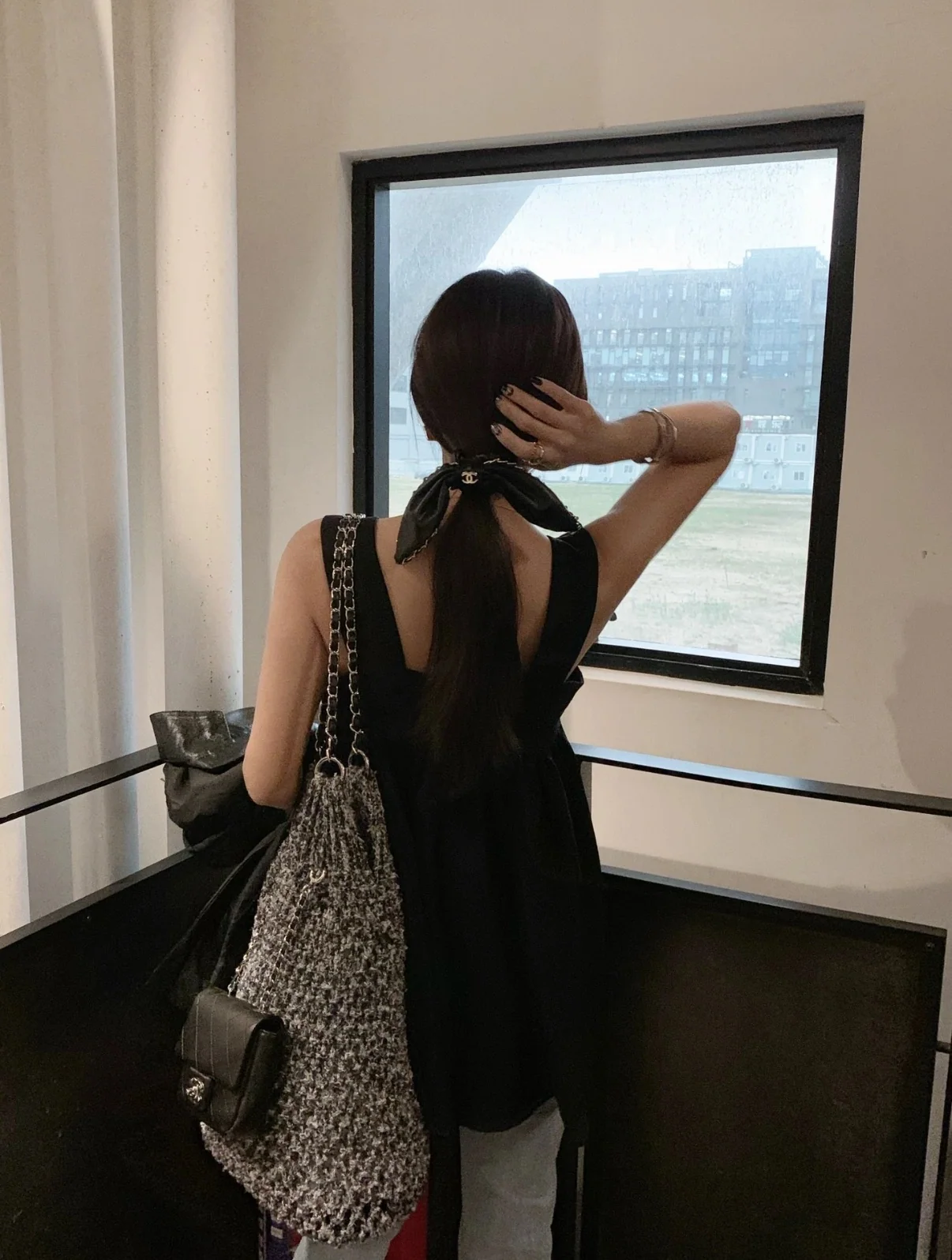 샤넬 램스킨 더블 C 체인 토끼 귀 헤어악세 상세 이미지 9