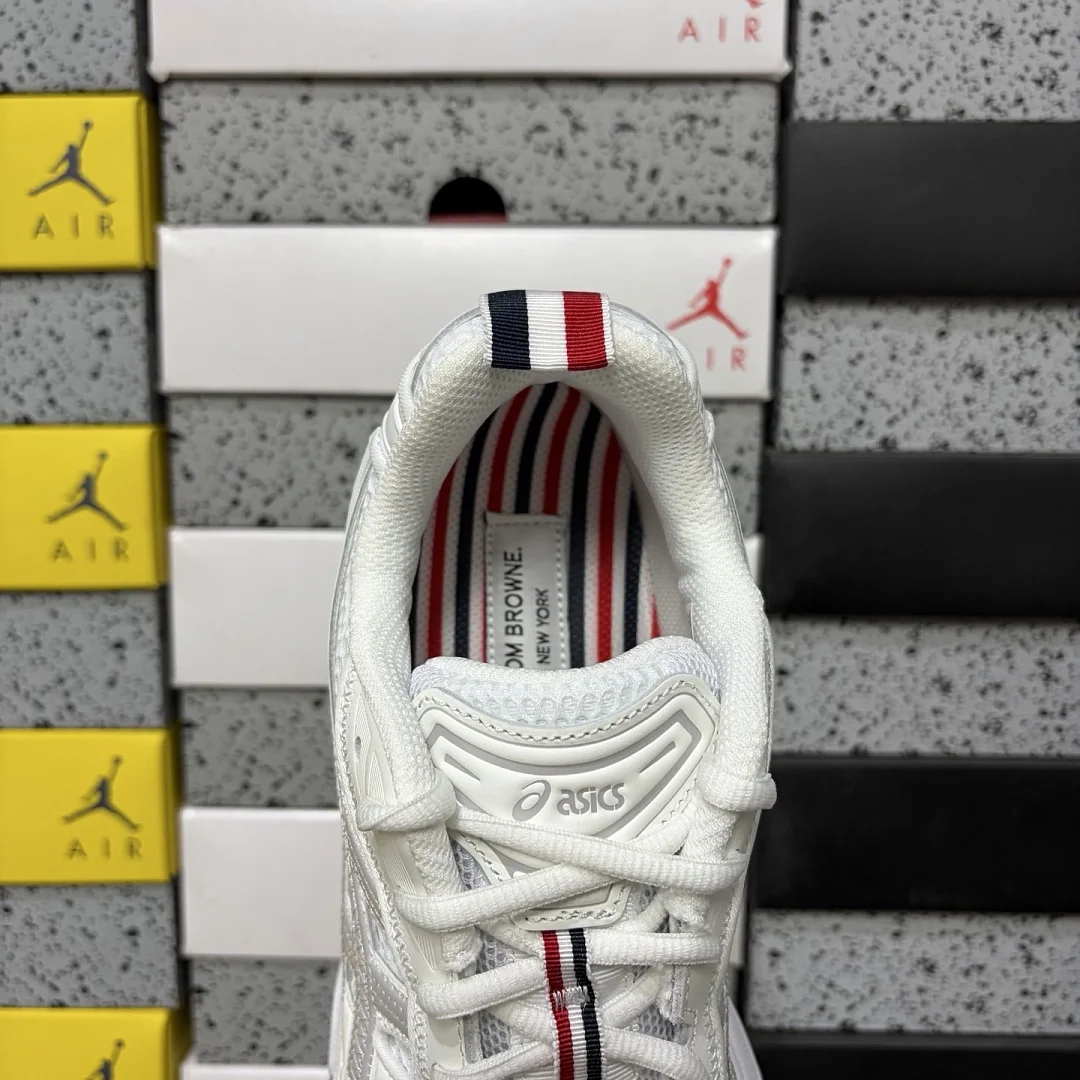 아식스 [ZC] 젤 카야노 14 1203B291-100 200458 Asics Gel-Kayano 14 Thom Browne White 상세 이미지 5