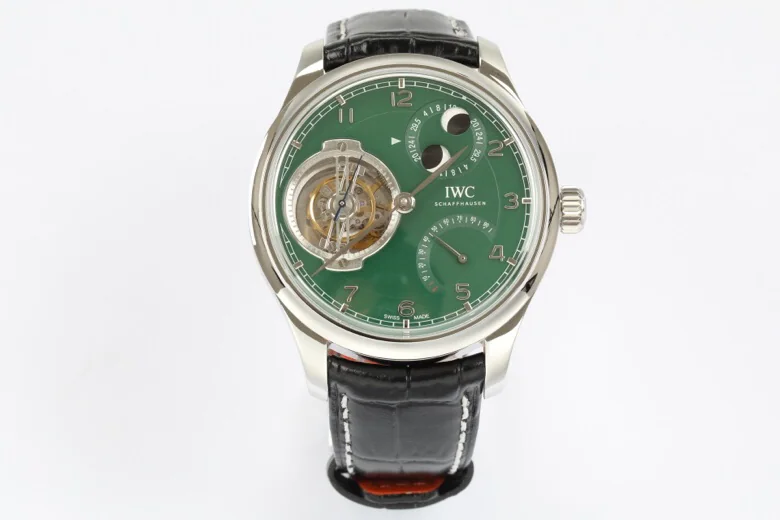 IWC 포르투기저 컨스턴트 포스 투르비용 시계 상세 이미지 1