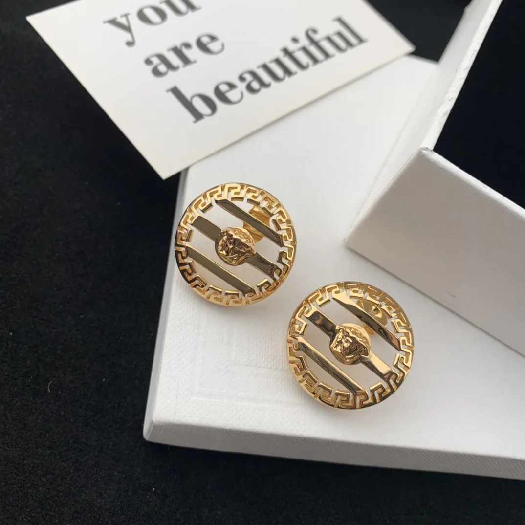 베르사체 귀걸이 63374 Versace Earrings 상세 이미지 1