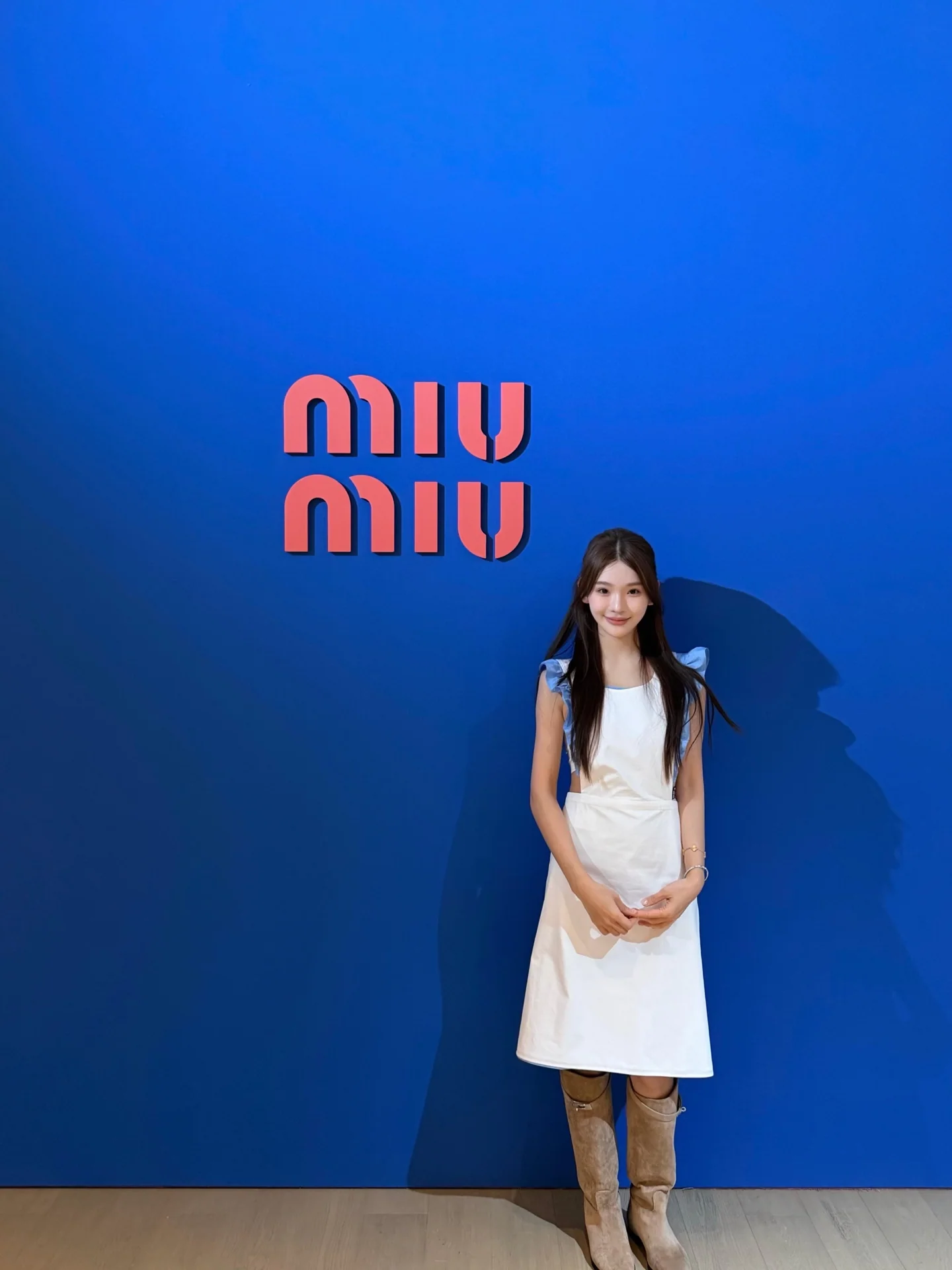 미우미우 앞치마 스타일 코튼 포플린 여성 원피스 101506
