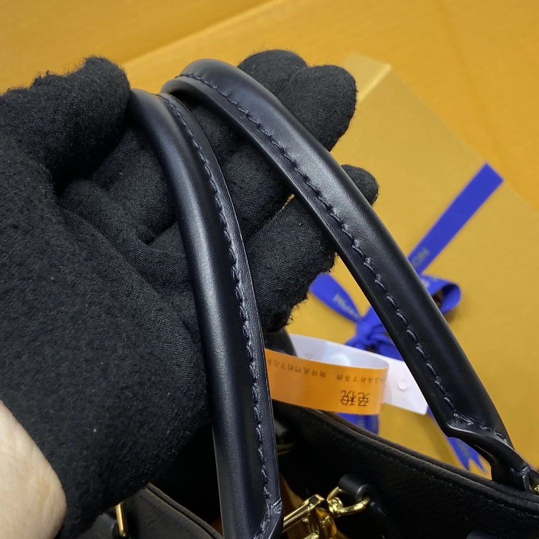 루이비통 온더고 미디엄 가방 M45607 상세 이미지 8