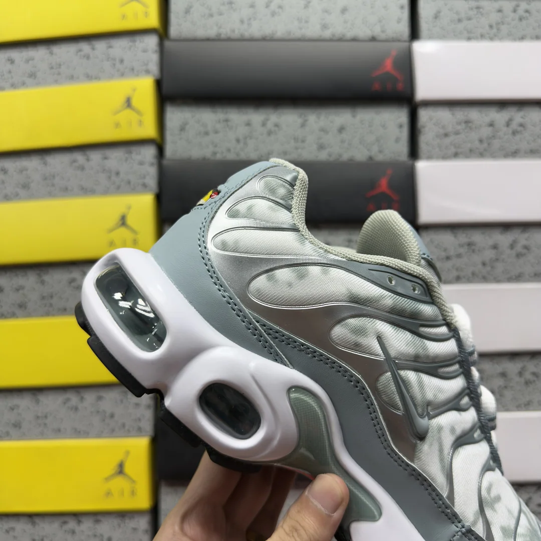 나이키 [BD] 에어 맥스 플러스 FV0394-300 201850 Nike Air Max Plus Origins Waterway 상세 이미지 7