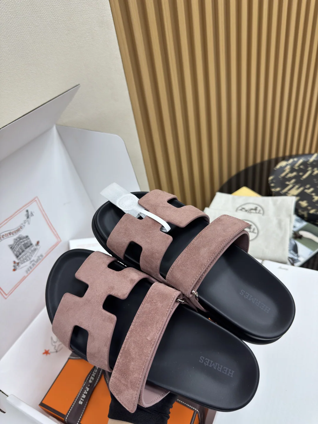 에르메스 시프레 기능성 스웨이드 샌달 상세 이미지 4