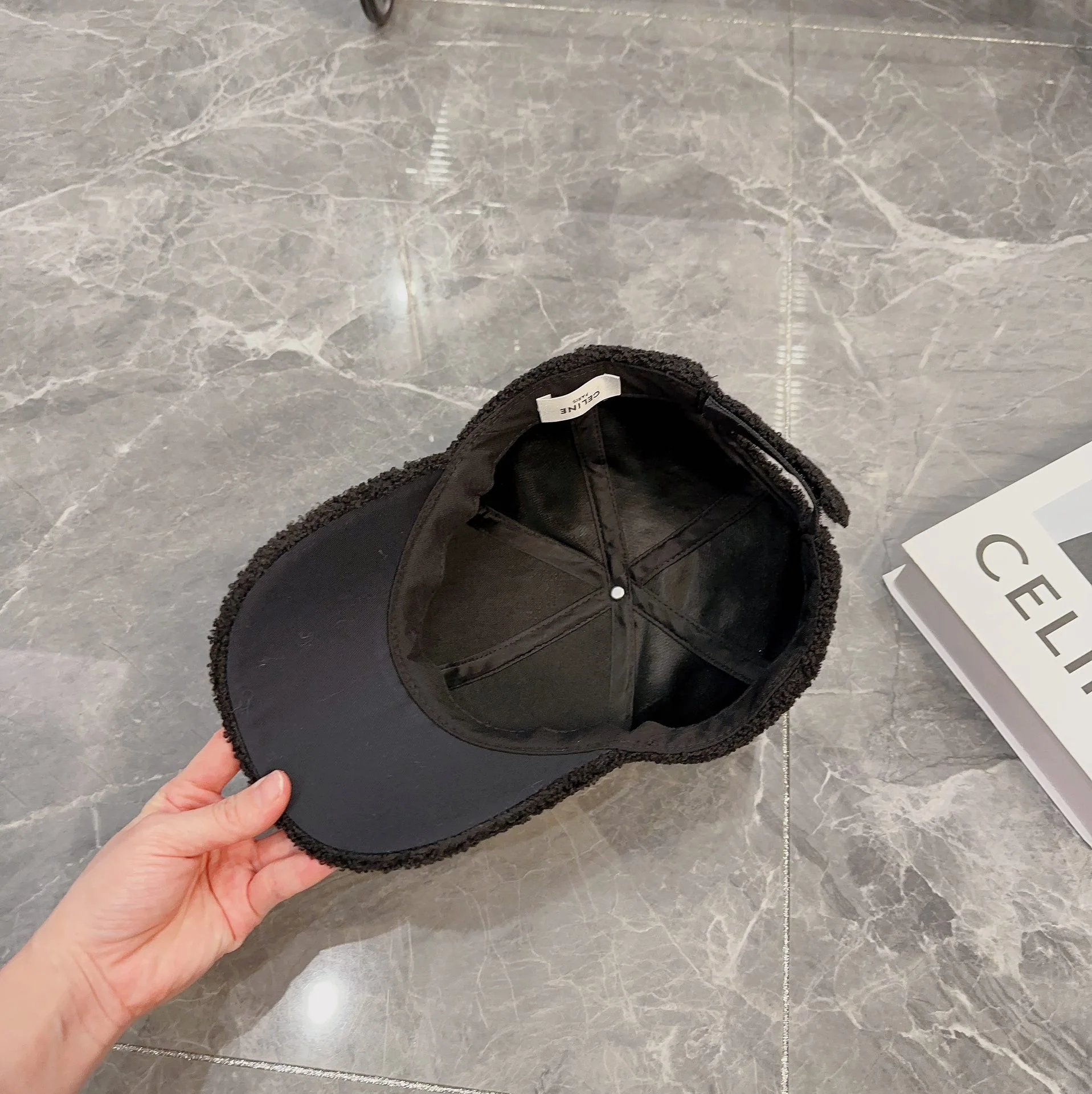 셀린느 모자 83223 Celine Cap 상세 이미지 5
