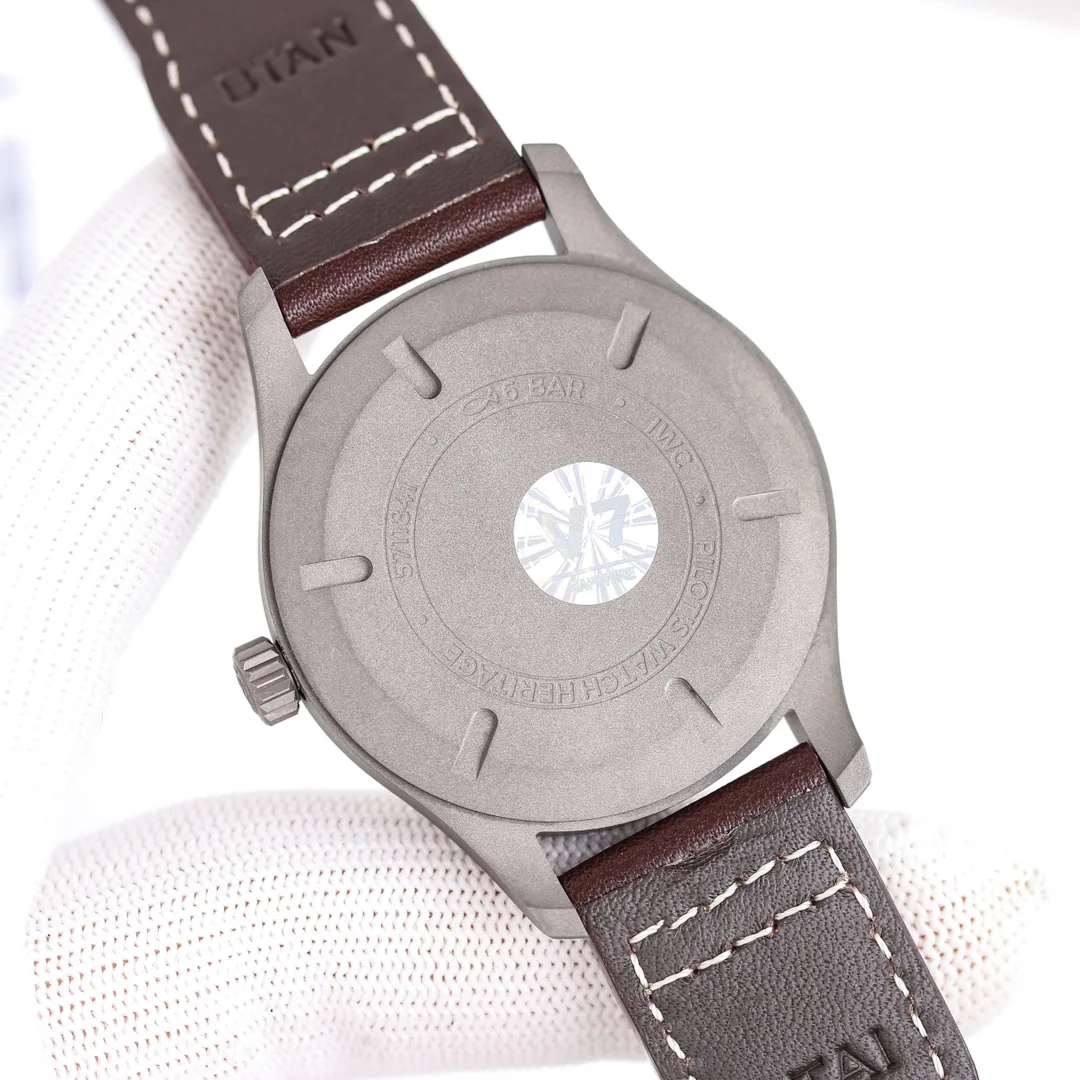 IWC 파일럿 마크 XVIII 티타늄 시계 IW327006 상세 이미지 6