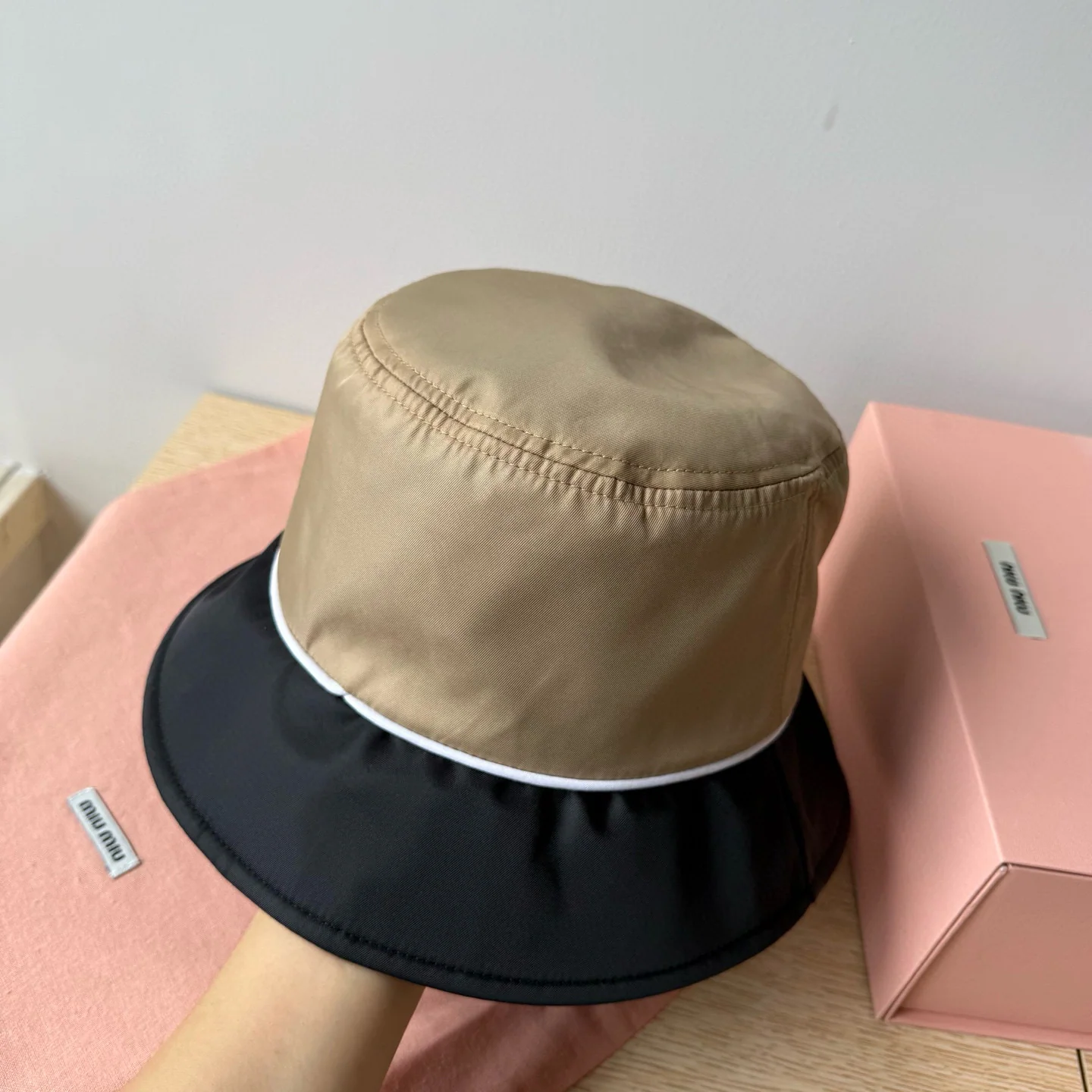 미우미우 모자 81297 Miu Miu Cap 상세 이미지 5