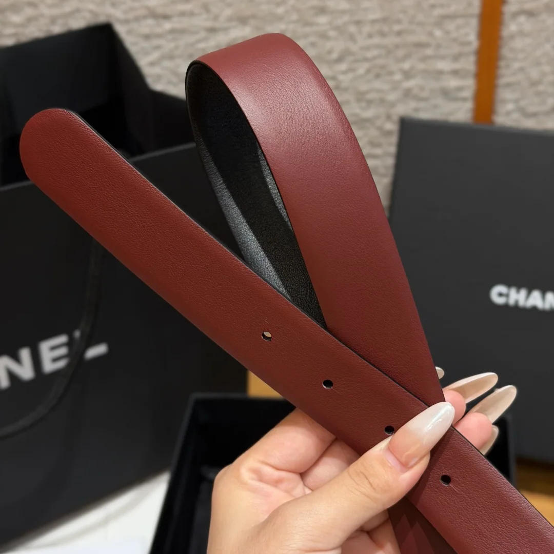 샤넬 리버시블 송아지가죽 버클 벨트 상세 이미지 9
