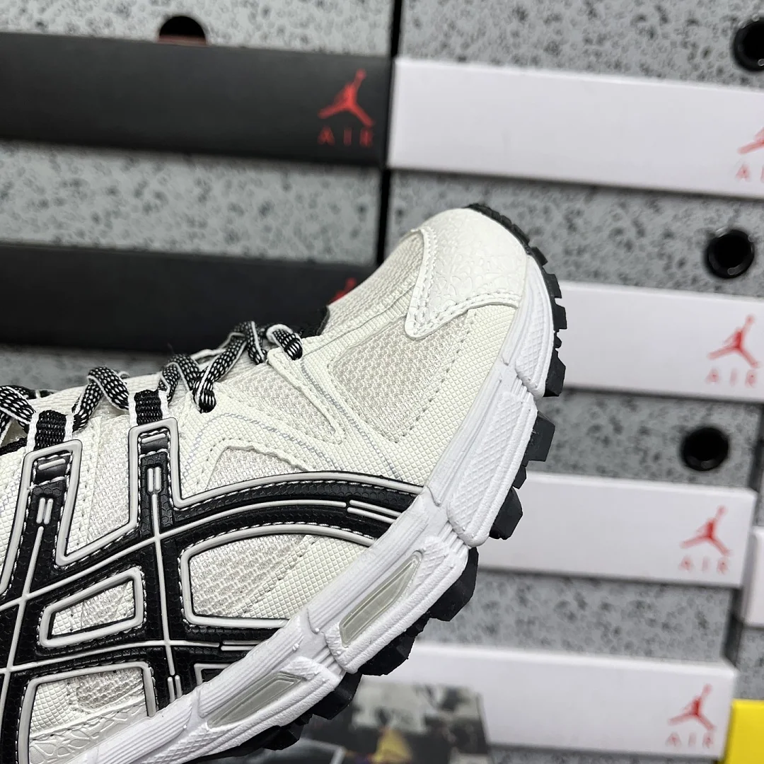 아식스 [XY] 젤 카하나 8 1011B133-100 200334 Asics Gel-Kahana 8 상세 이미지 10