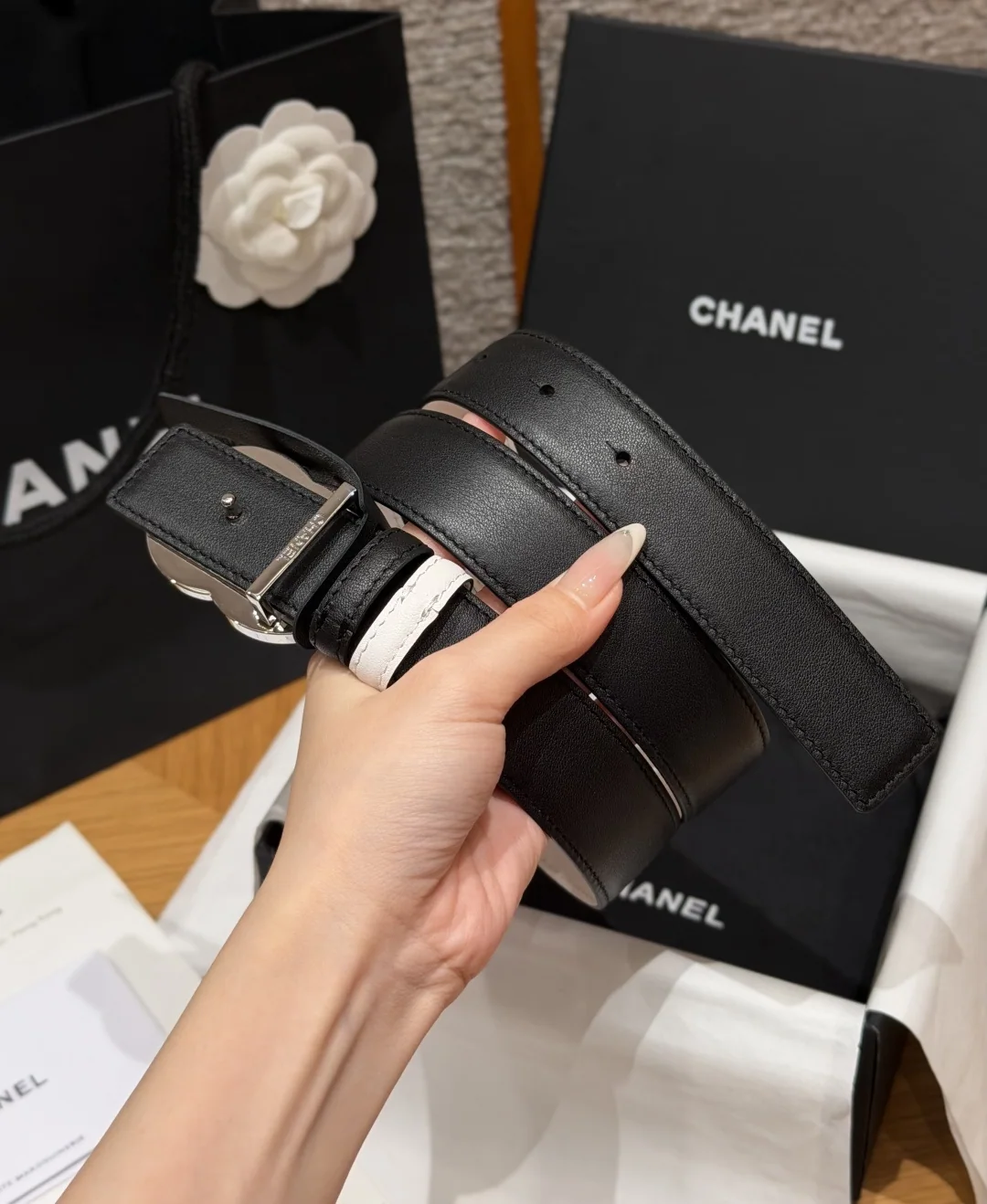 샤넬 더블 C 버클 가죽 벨트 상세 이미지 3