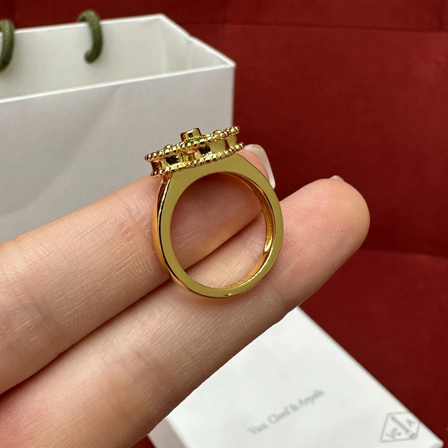 반클리프앤아펠 빈티지 알함브라 네 잎 클로버 18K 골드 도금 반지 상세 이미지 4