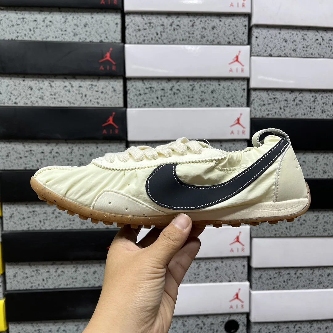 나이키 [YJ] HV8547-700 201604 Nike Moon Shoe SP Jacquemus Alabaster 상세 이미지 5