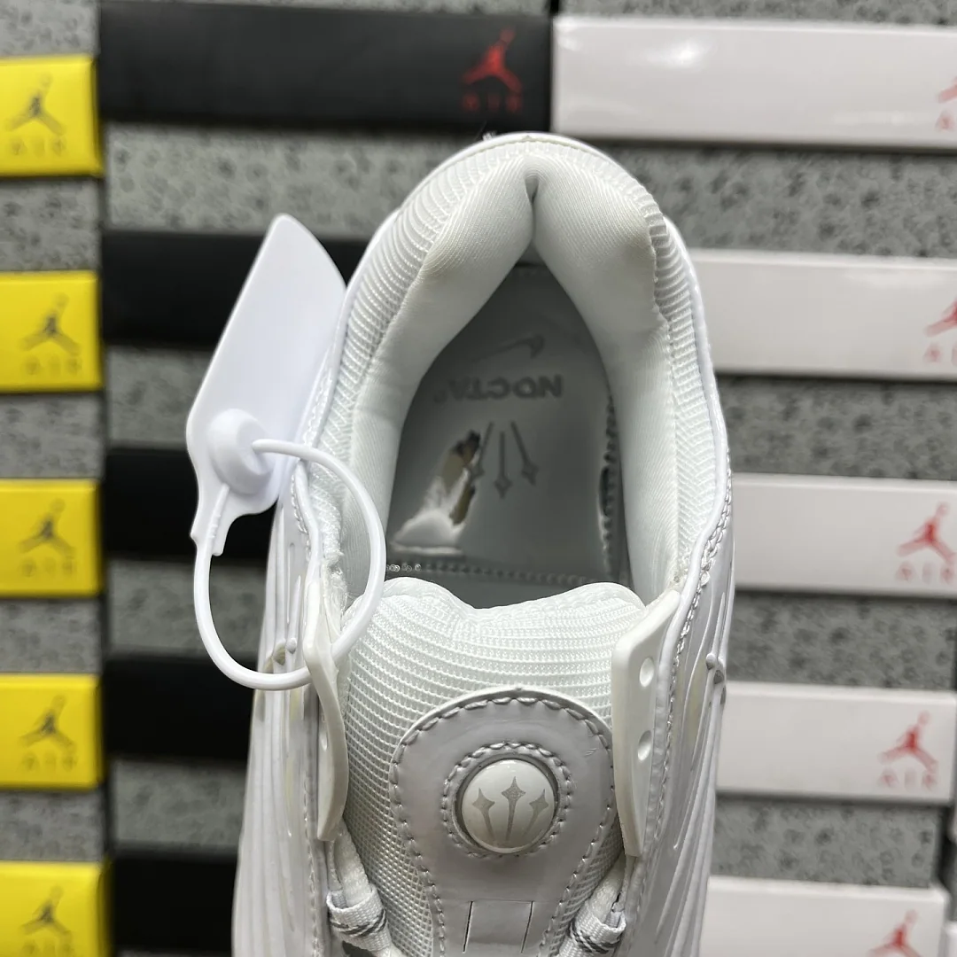 나이키 [WZ] 핫 스텝 2 DZ7293-100 201698 Nike Hot Step 2 Drake NOCTA 상세 이미지 9