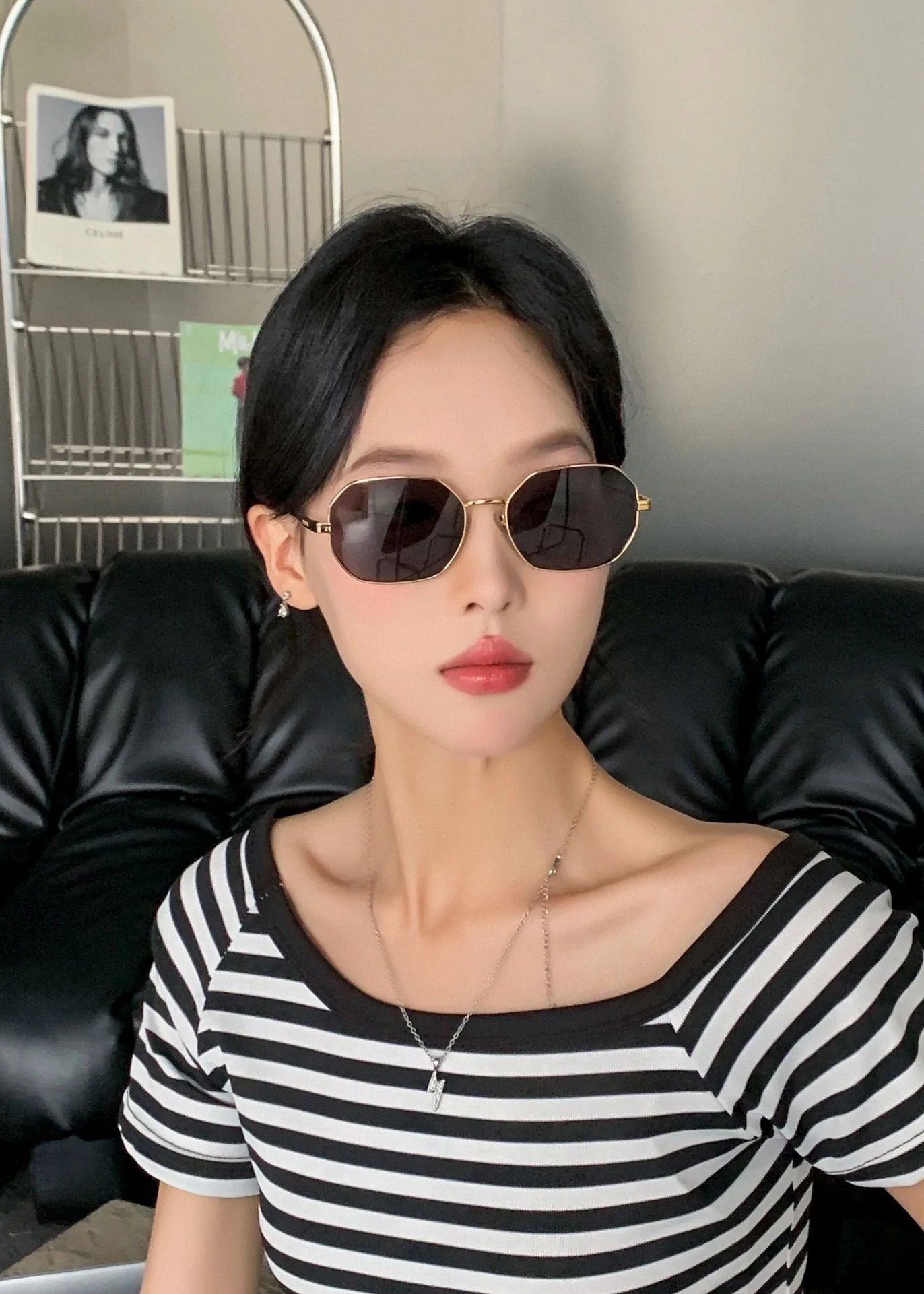프라다 선글라스 56473 Prada Sunglasses 상세 이미지 3