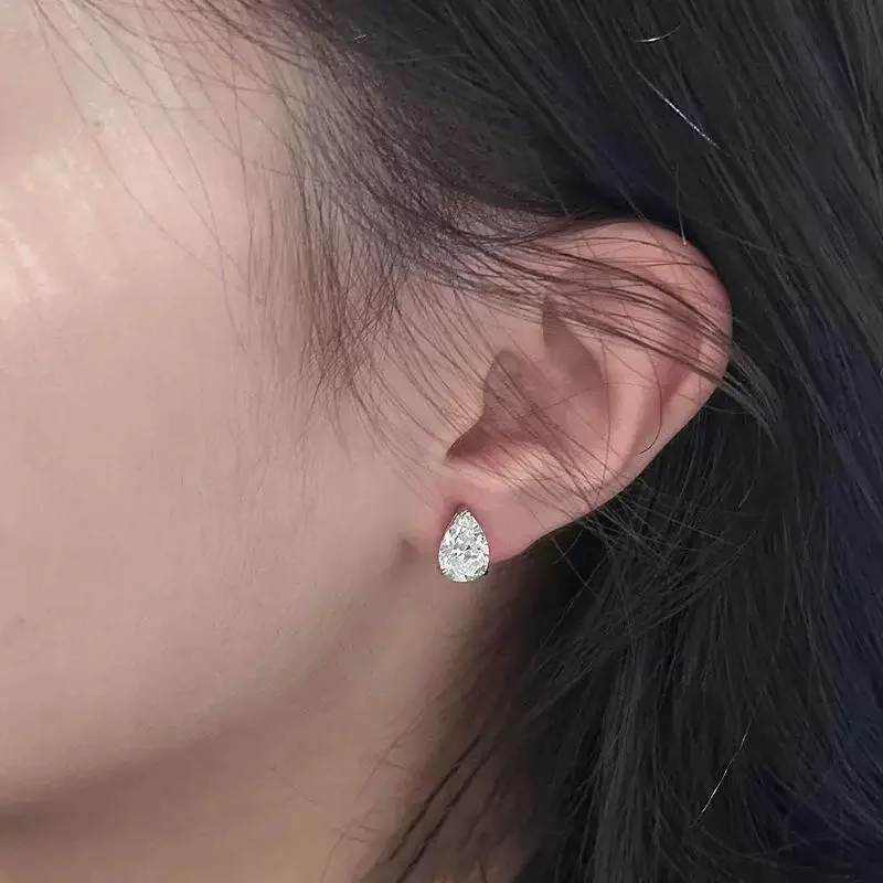 그라프 5 캐럿 티어드롭 큐빅 귀걸이 상세 이미지 6