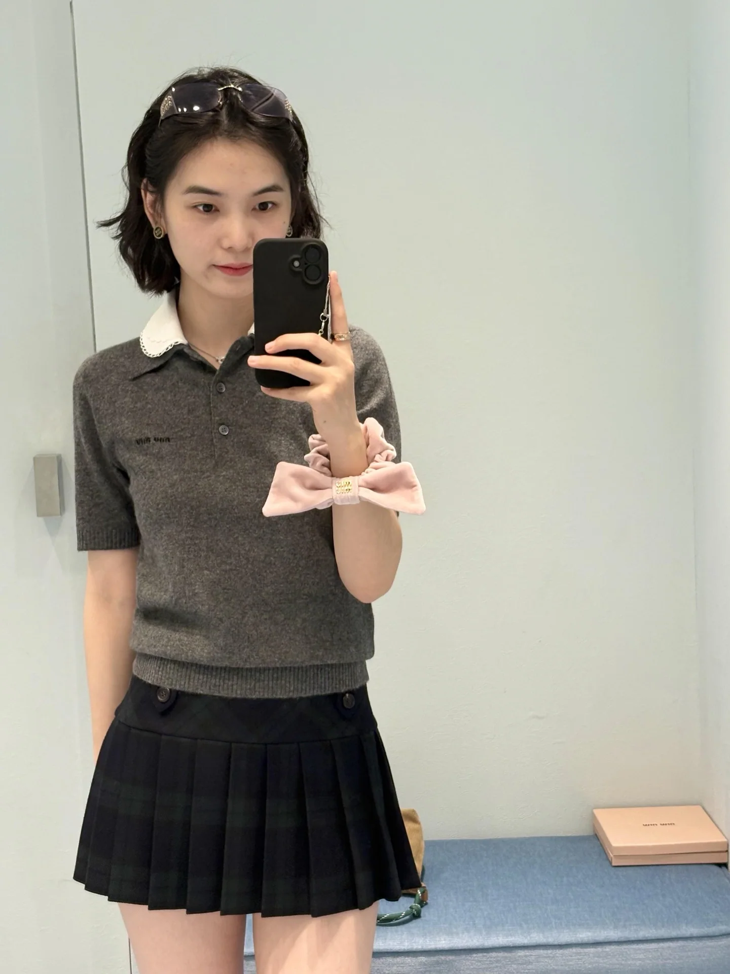 미우미우 컬러 블록 캐시미어 반팔 폴로셔츠 26 SS 상세 이미지 3