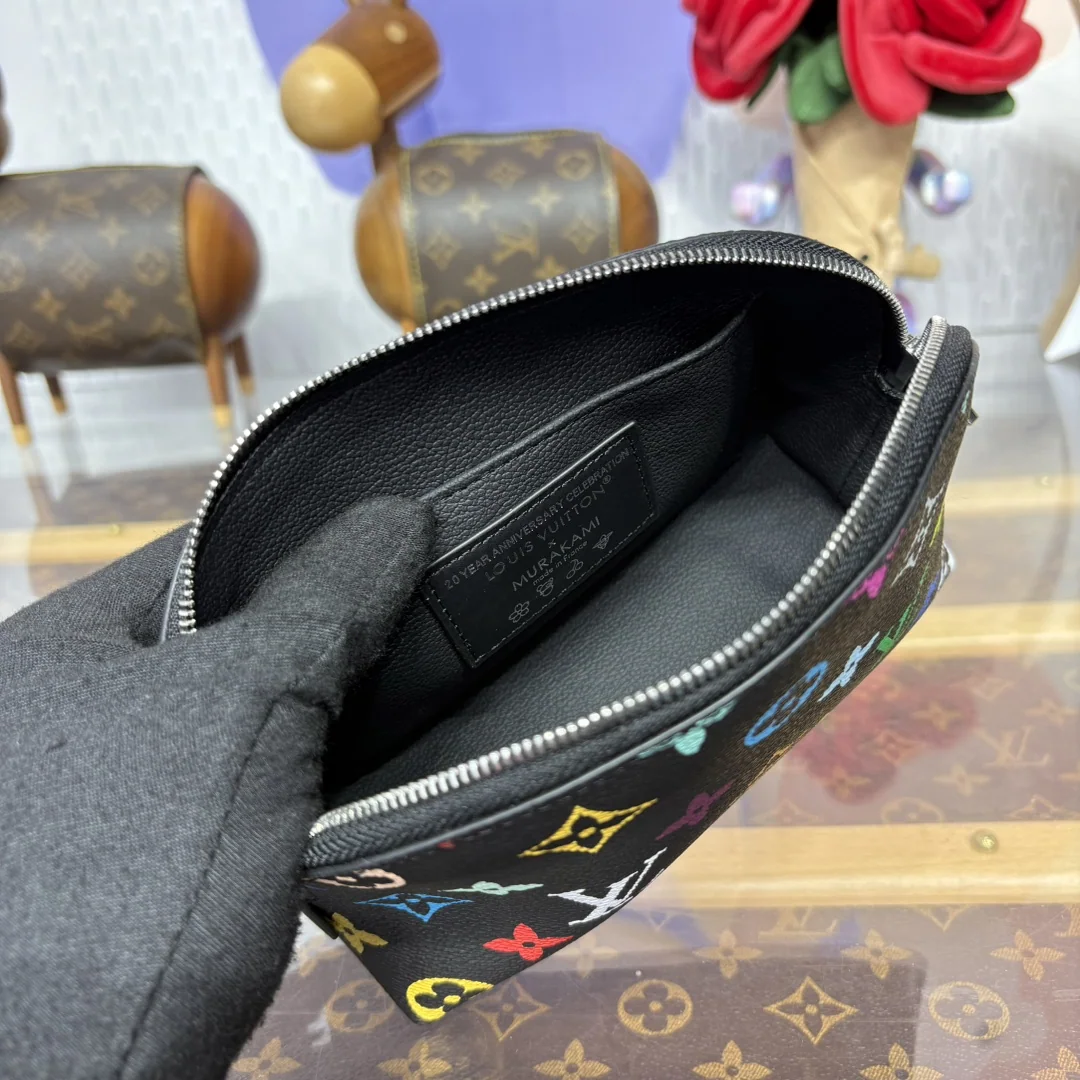 루이비통 무지개색 모노그램 코스메틱 파우치 M13744 상세 이미지 8