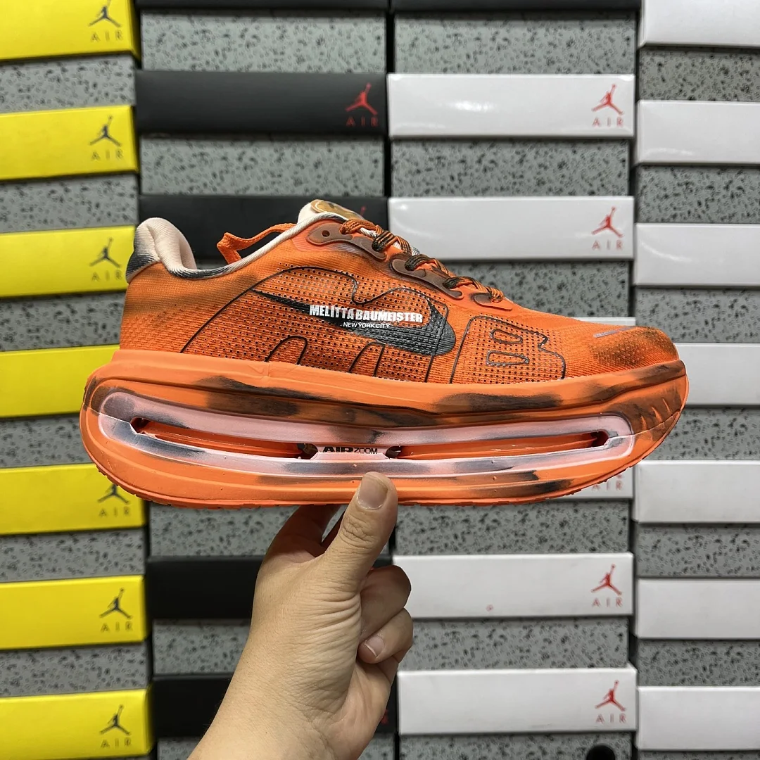 나이키 [5A] 보메로 프리미엄 IQ7166-800 201680 Nike Vomero Premium Melitta Baumeister 상세 이미지 6