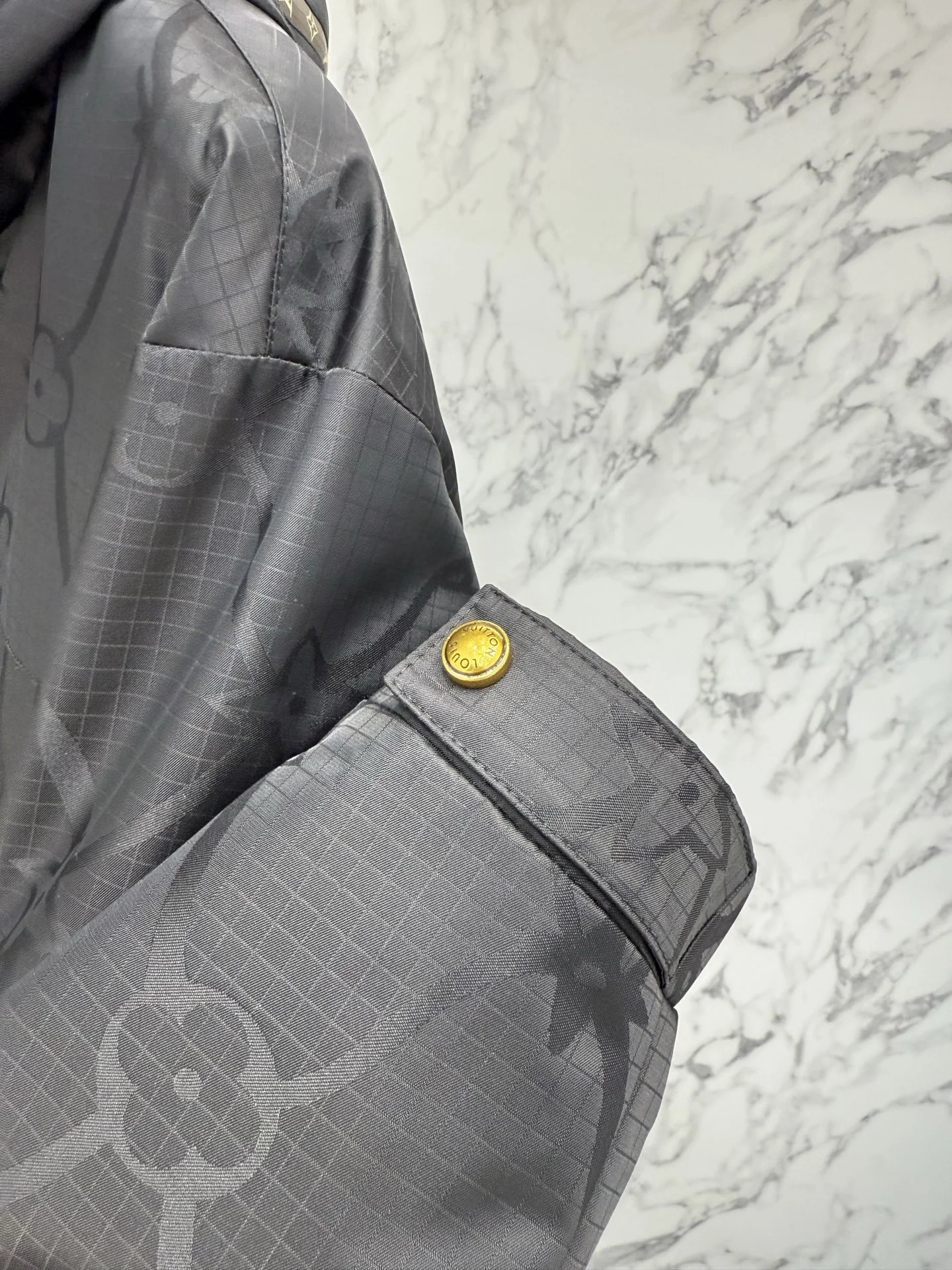 루이비통 26 SS 후드 집업 자켓 19428 Louis Vuitton 상세 이미지 8