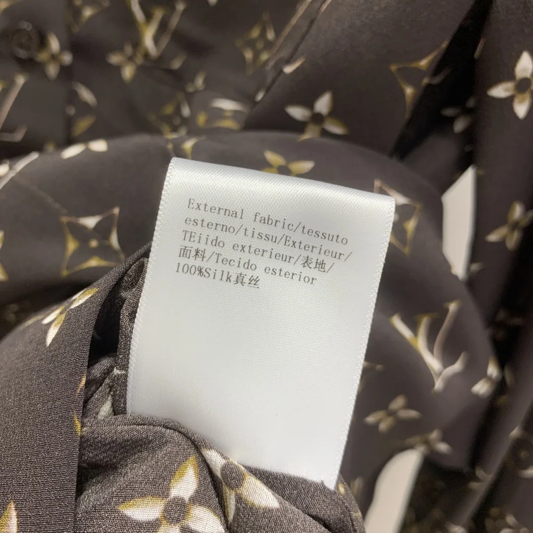 루이비통 모노그램 실크 여성 셔츠 상세 이미지 8