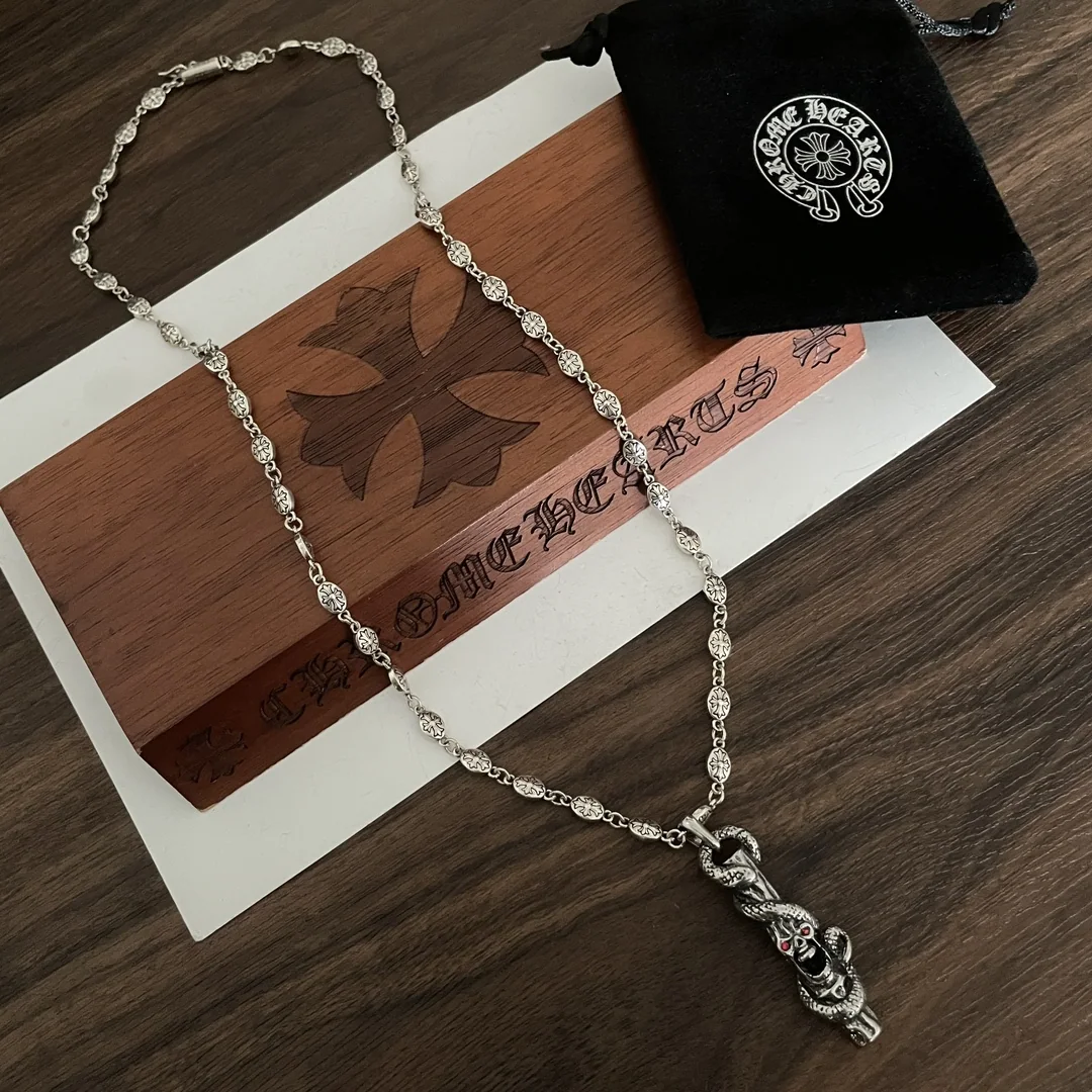 크롬하츠 클래식 크로스 볼 스컬 펜던트 목걸이 상세 이미지 4