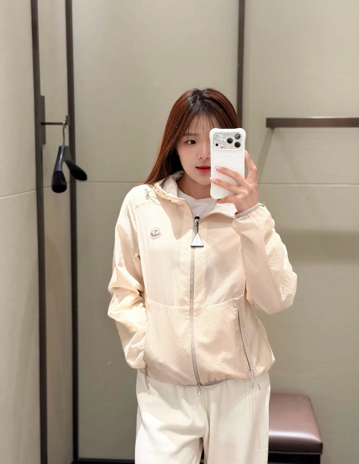 몽클레어 후드 크롭 자켓 여성용 상세 이미지 5