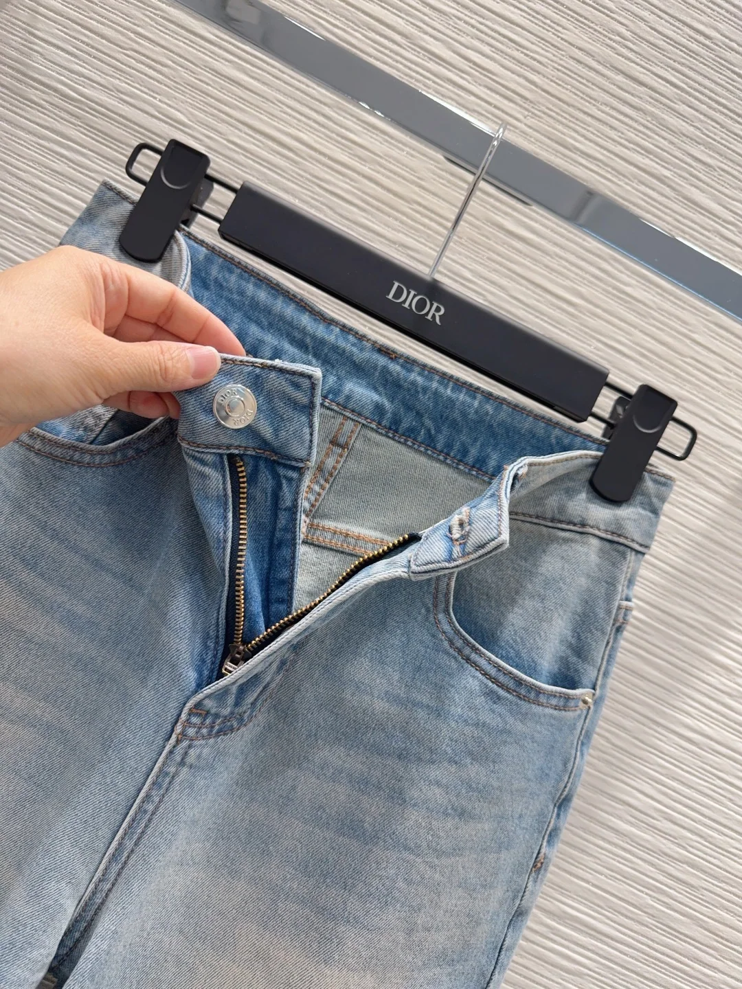 디올 2026 SS 여성 바지 92501 Dior Pants 상세 이미지 4