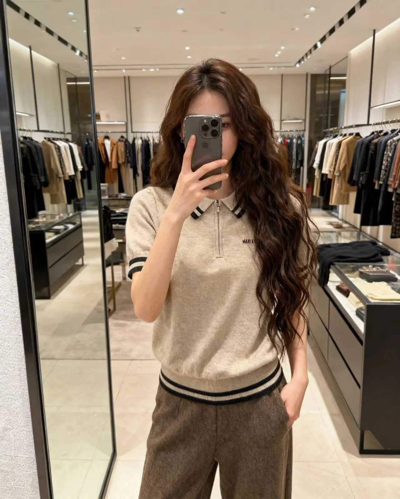 미우미우 여성 반팔 상세 이미지 1