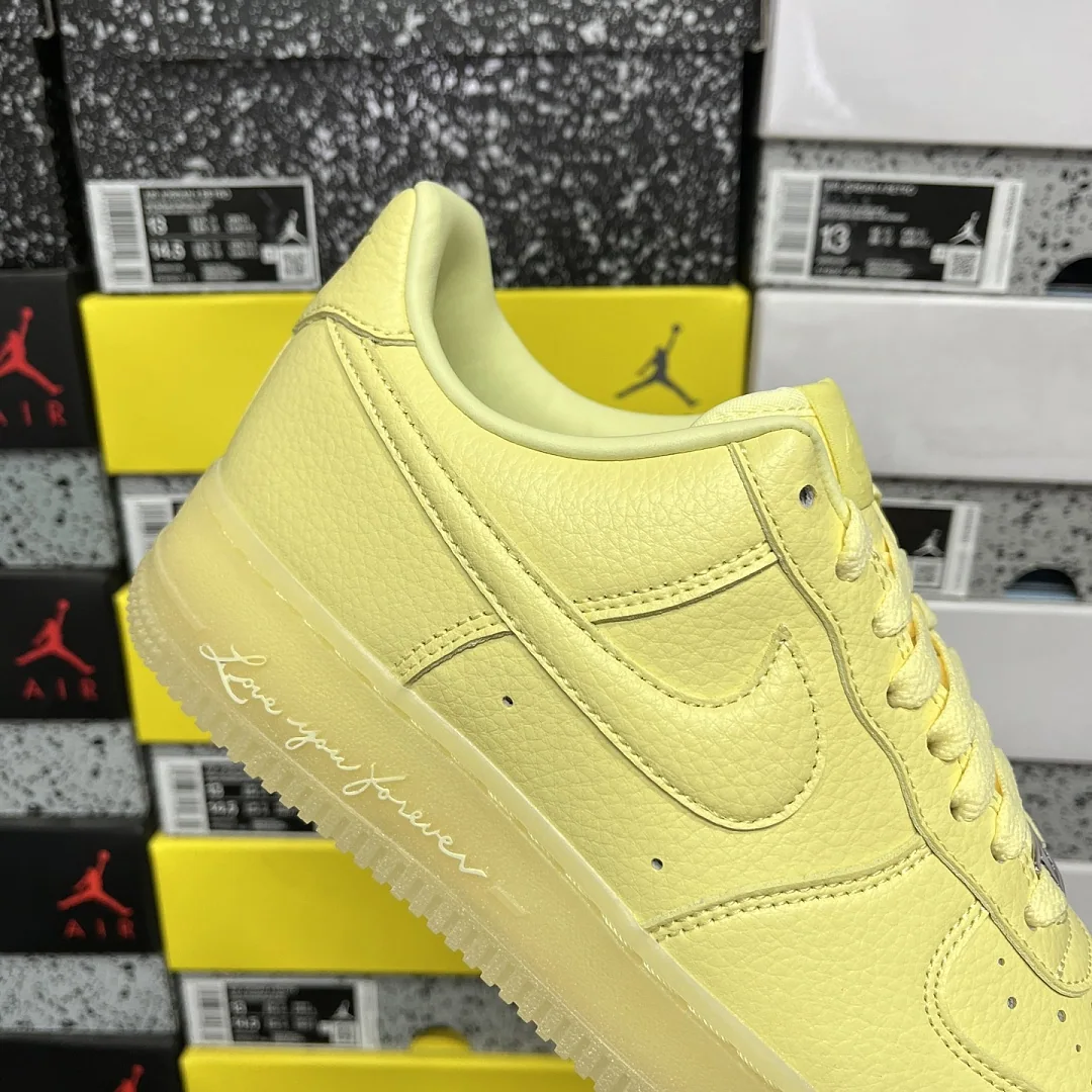 나이키 [G] 에어 포스 1 로우 옐로우 CZ8065-800 201759 Nike Air Force 1 Low Drake NOCTA 상세 이미지 7