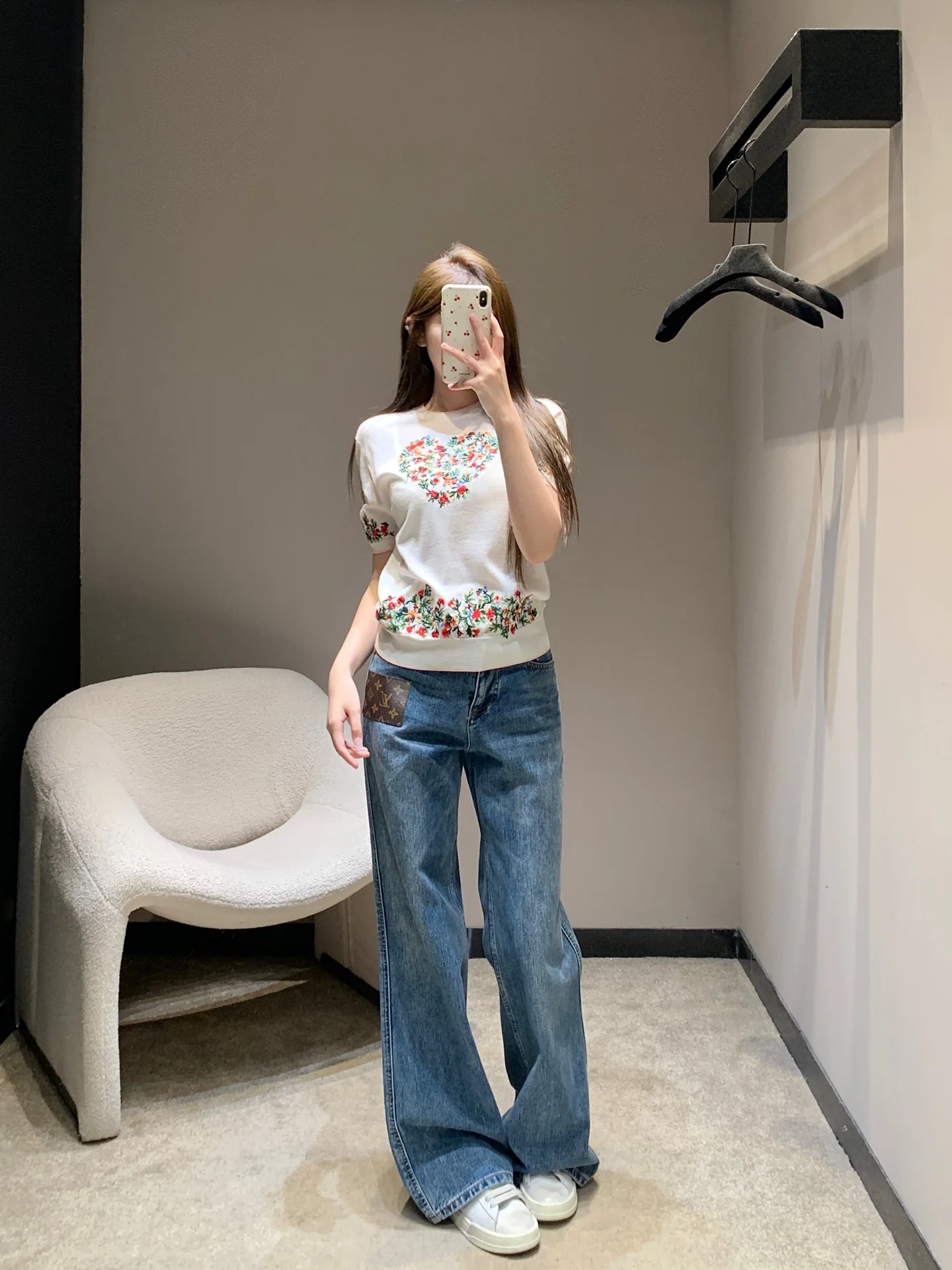 디올 꽃무늬 자수 울 반팔 니트 26 SS 상세 이미지 4