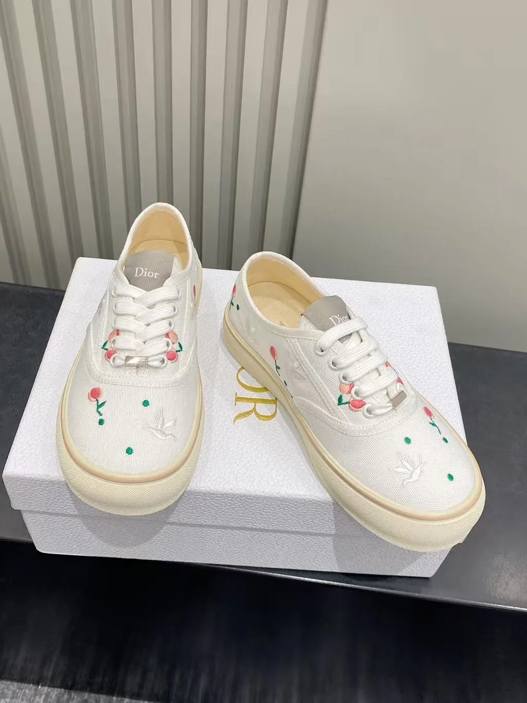디올 캔버스 자수 스니커즈 상세 이미지 5
