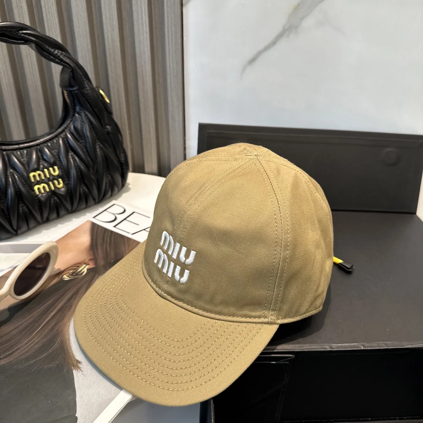 미우미우 모자 81112 Miu Miu Cap 상세 이미지 6
