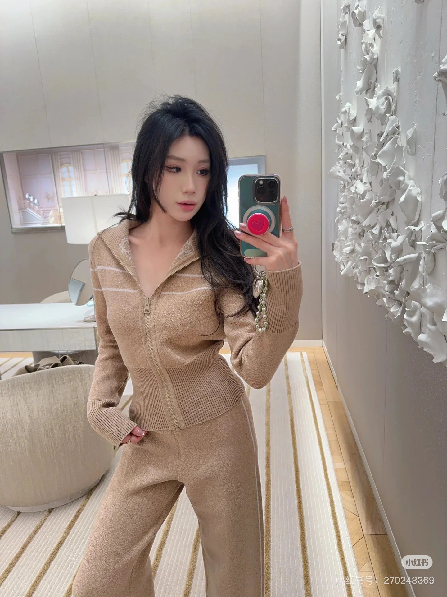 디올 모노그램 레터 후드 리버서블 울 코트 세트 상세 이미지 2