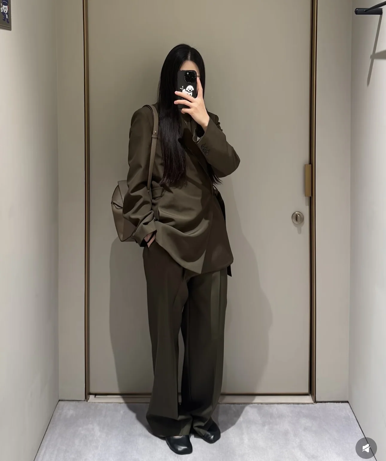 로에베 슬림핏 블랙 수트 세트 상세 이미지 7