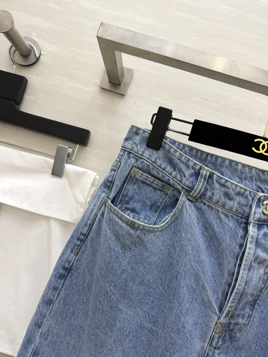 샤넬 백팩 스타일 여성 청바지 상세 이미지 3