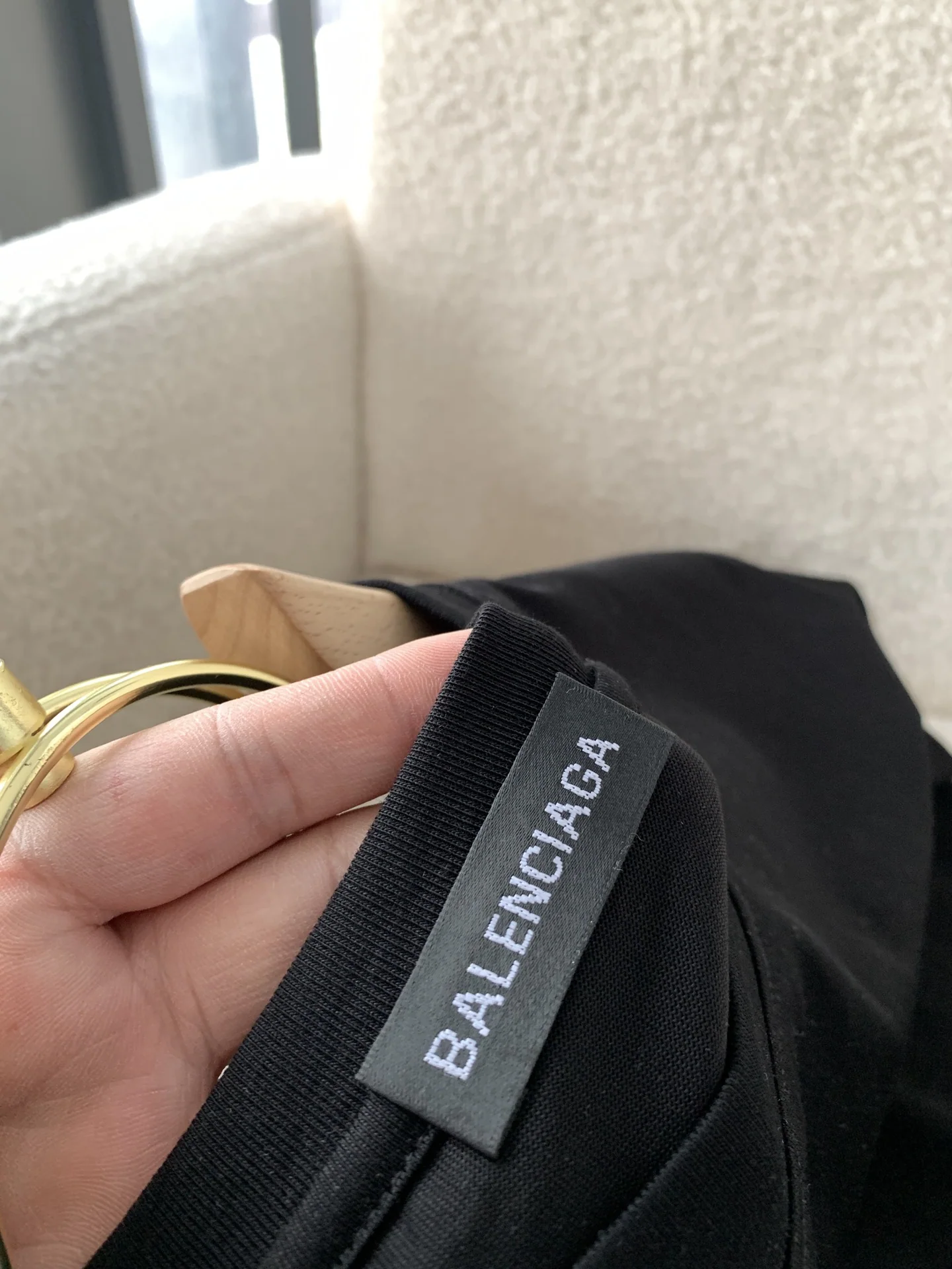 발렌시아가 클래식 로고 크루넥 반팔티 상세 이미지 5