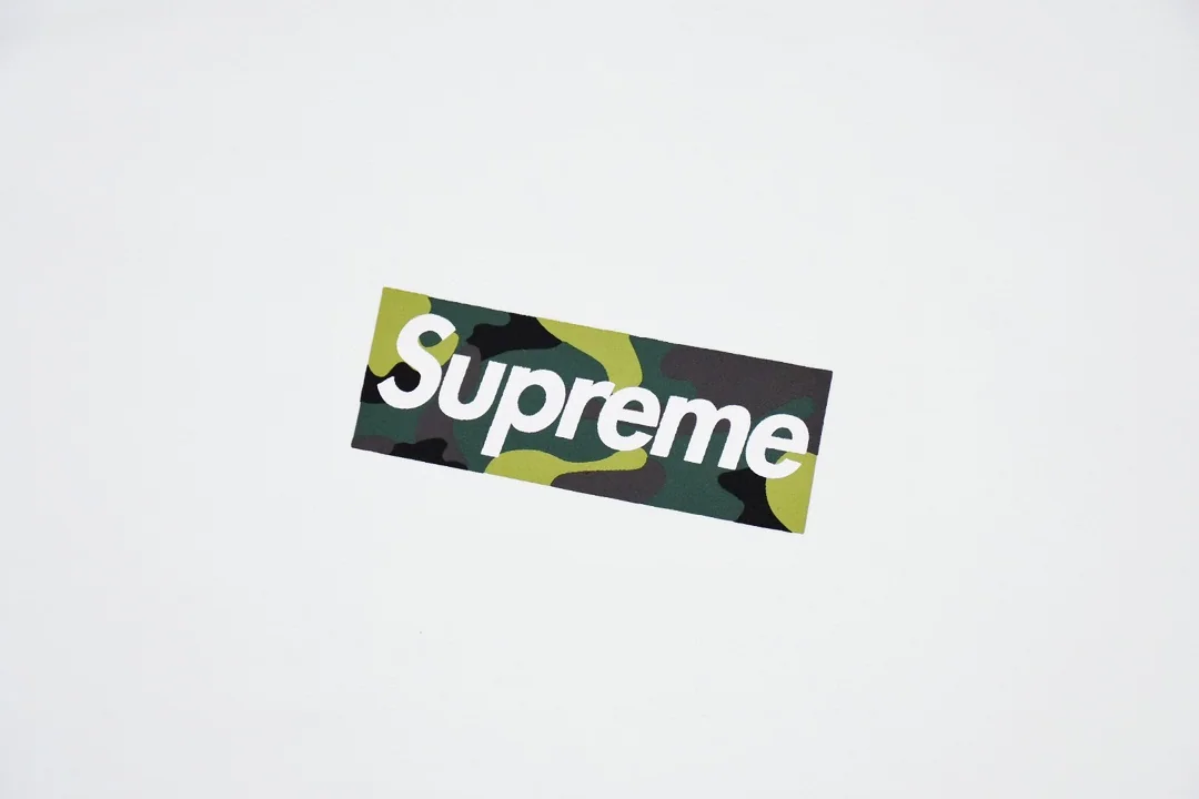 슈프림 가슴 로고 남성 반팔 티셔츠 상세 이미지 6