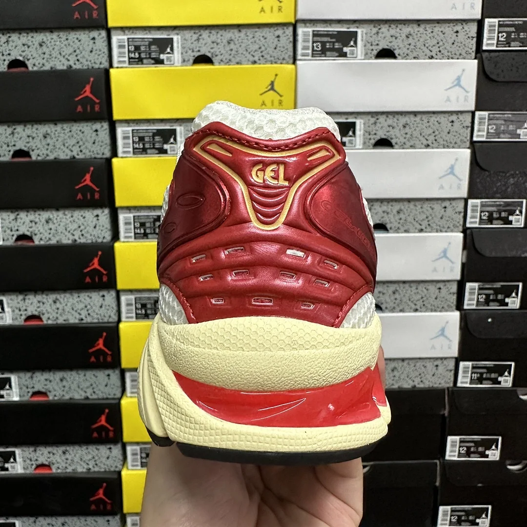 아식스 [TOP] 젤 카야노 14 1203A692-100 200258 Asics Gel-Kayano 14 Sneaker Politics Just 상세 이미지 7