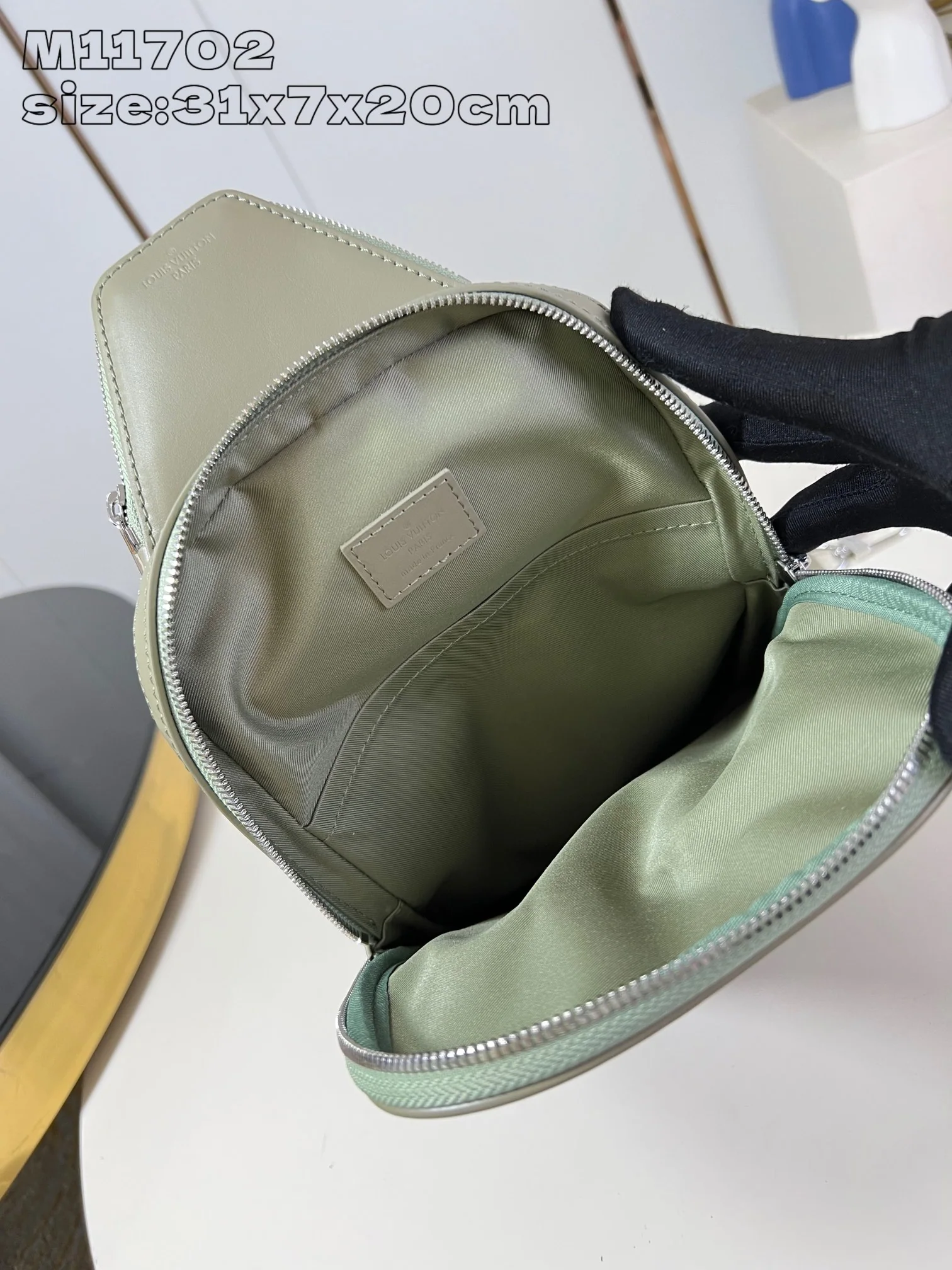 루이비통 M11702 애비뉴 메신저백 숄더백 모노그램 상세 이미지 8