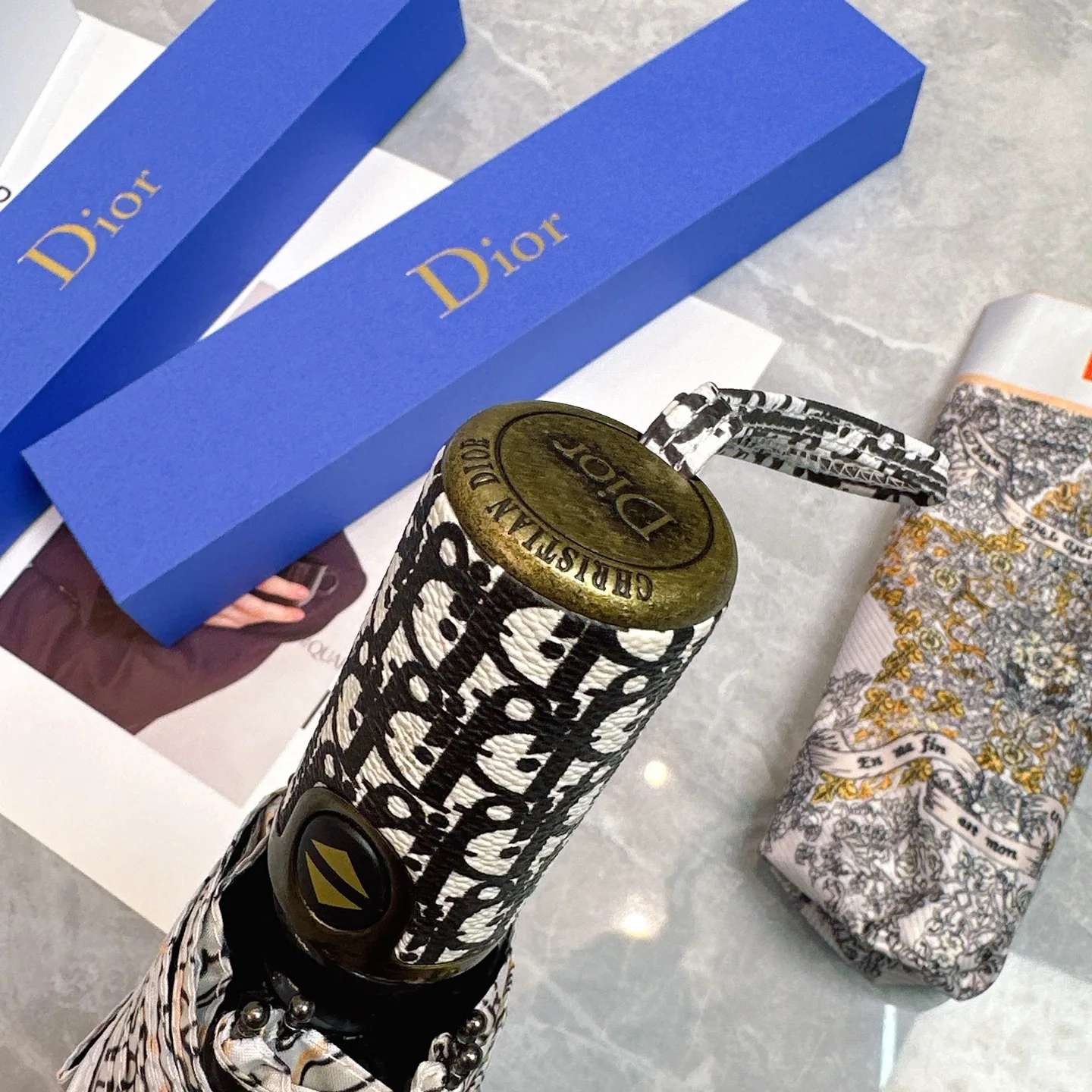 디올 우산 85634 Dior Umbrella 상세 이미지 2
