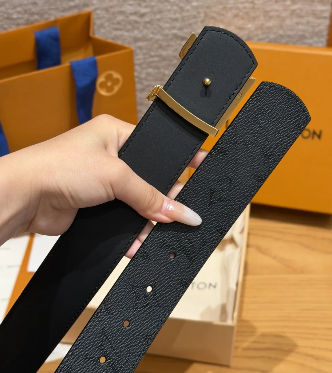 루이비통 디멘션 40mm 리버시블 벨트 상세 이미지 6