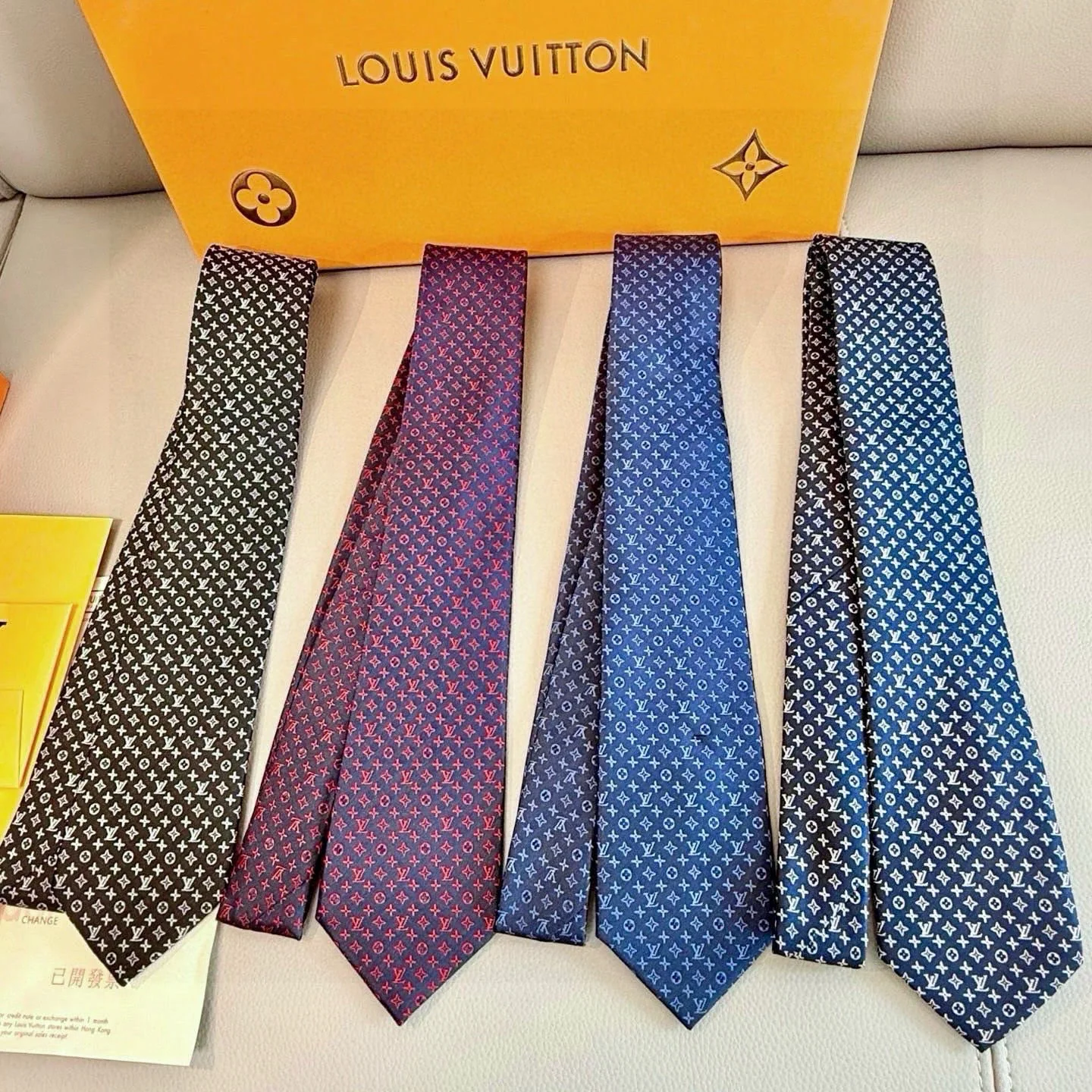 루이비통 넥타이 90226 Louis Vuitton Accessories 상세 이미지 9