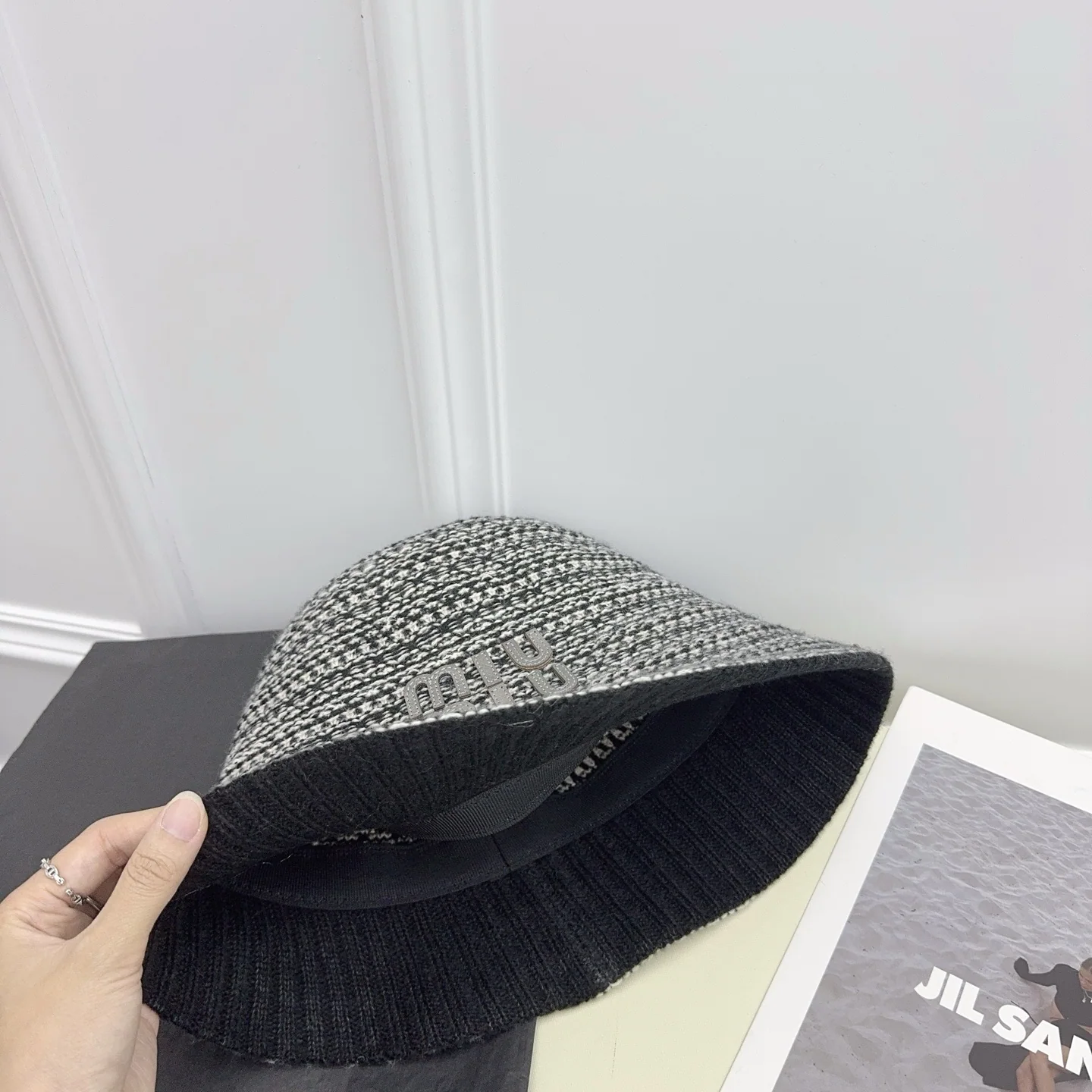미우미우 모자 80905 Miu Miu Cap 상세 이미지 1