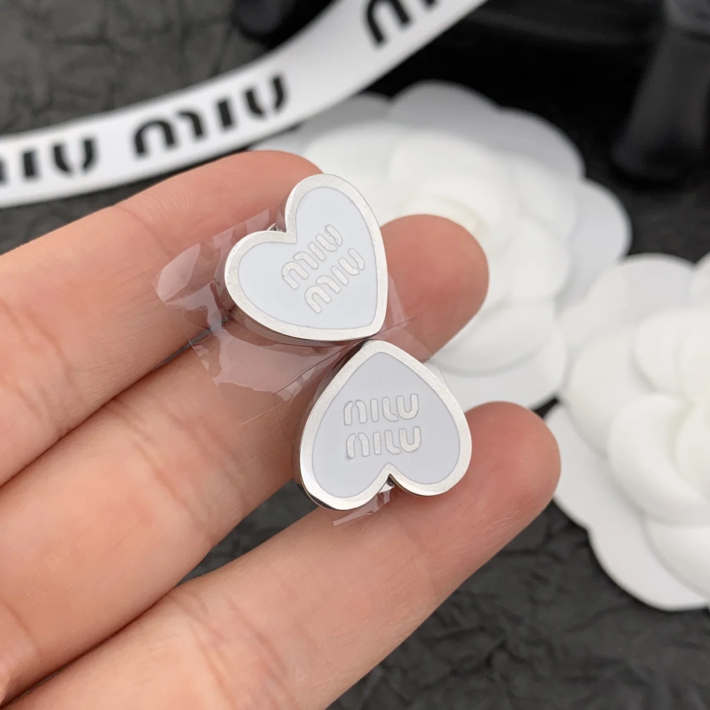 미우미우 귀걸이 61204 Miu Miu Earrings 상세 이미지 7