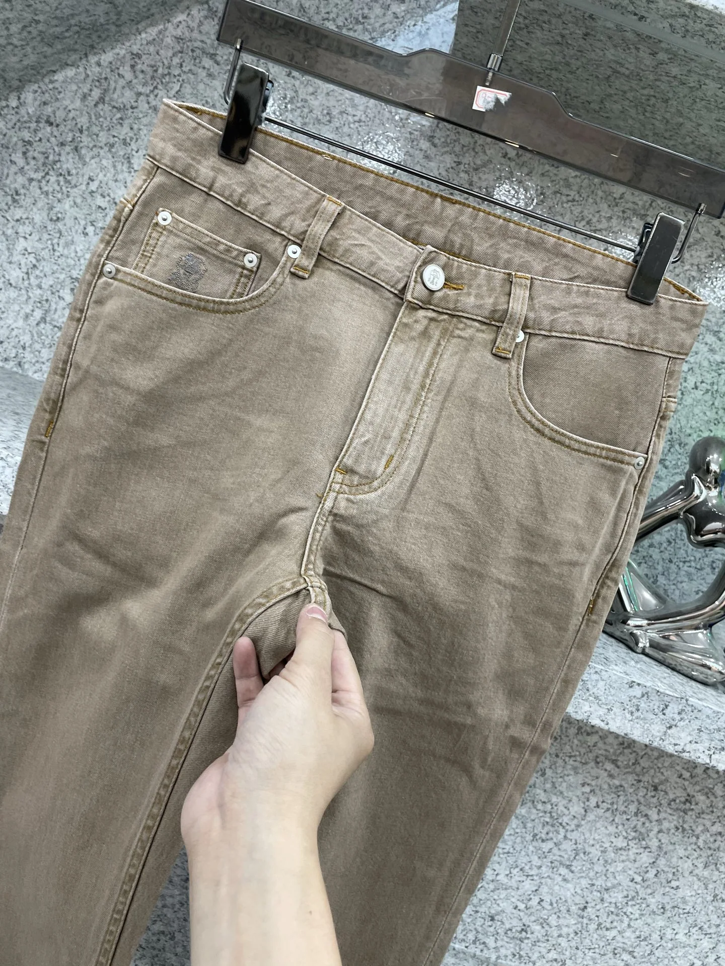 브루넬로쿠치넬리 남성 슬림핏 스트레이트 레그 진 바지 상세 이미지 4