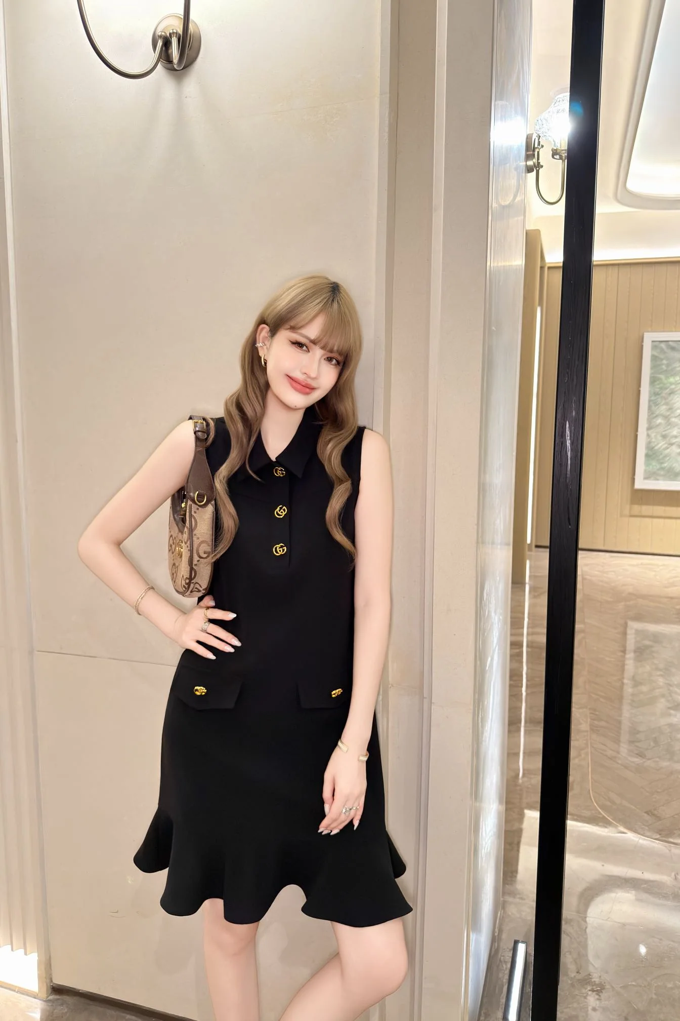 구찌 여성 폴로 카라 머메이드 원피스 41421