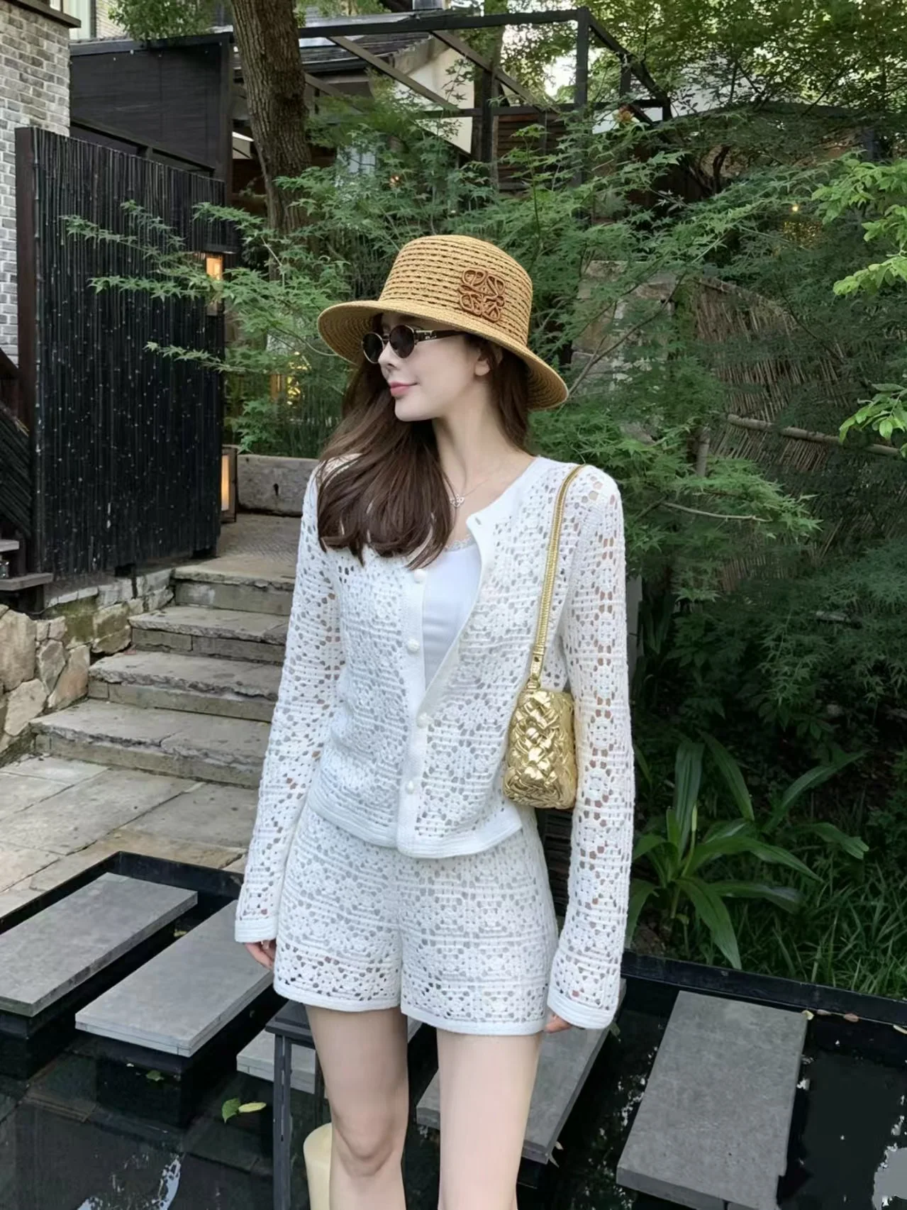 로에베 펀칭 장식 플랫 모자 상세 이미지 9