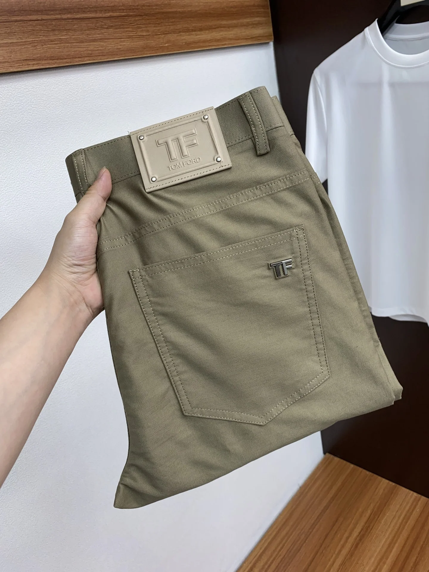톰포드 남성 캐주얼 바지 상세 이미지 1