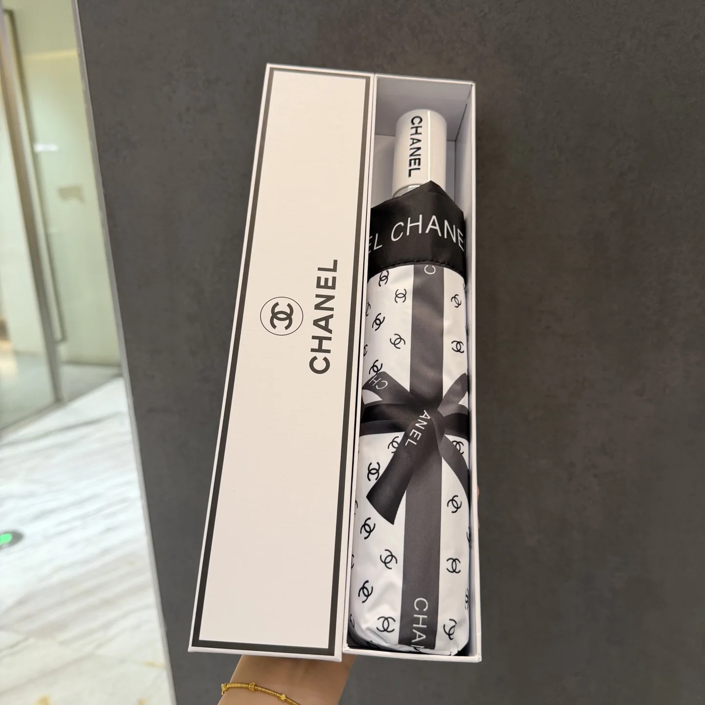샤넬 우산 85384 Chanel Umbrella 상세 이미지 1