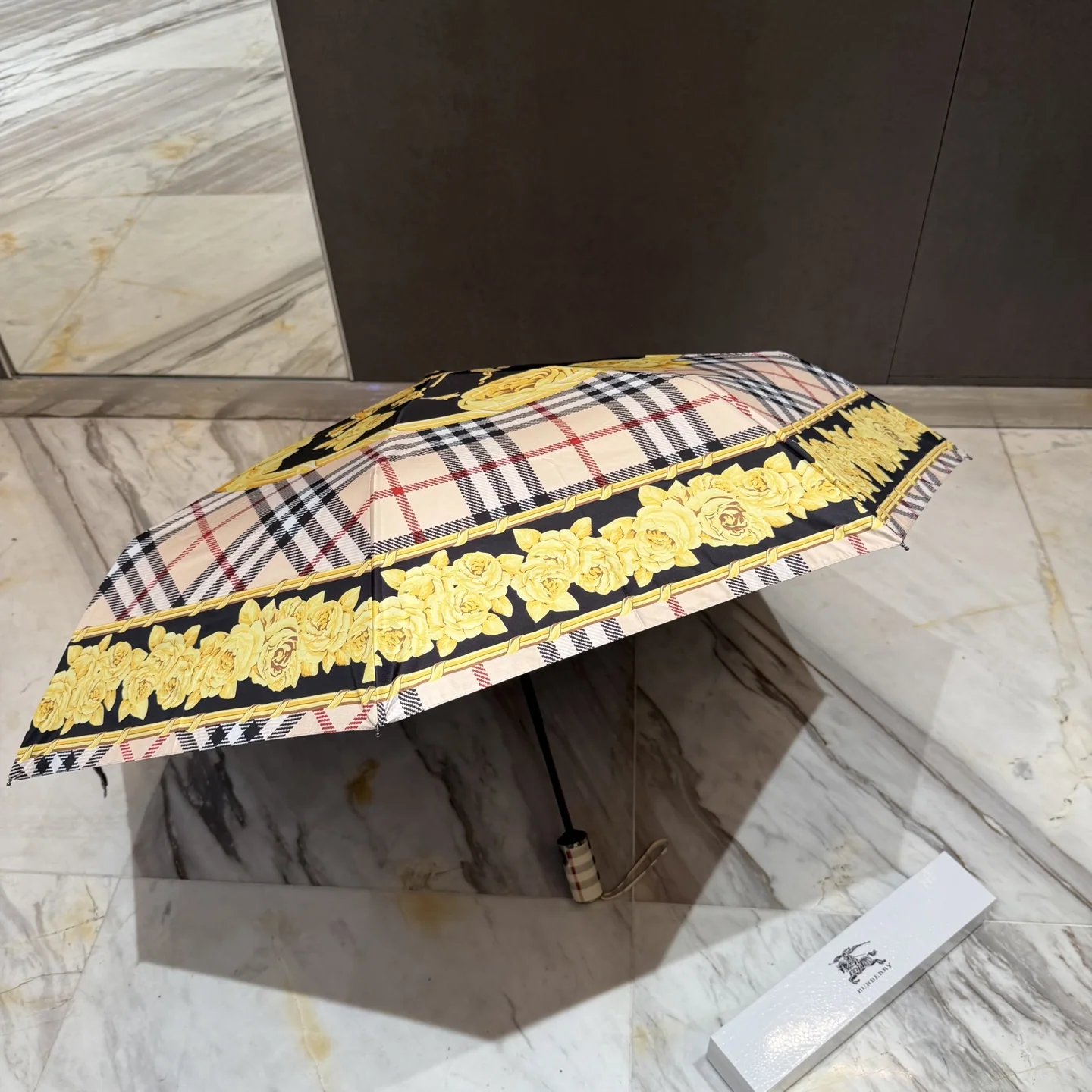버버리 우산 85454 Burberry Umbrella 상세 이미지 8
